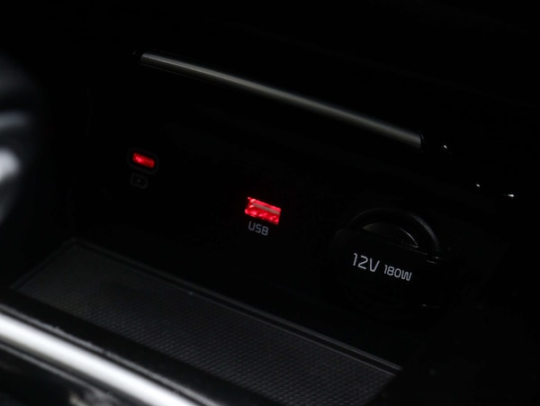 Used Kia XCeed 2023 for sale - 76274226: Photo 32