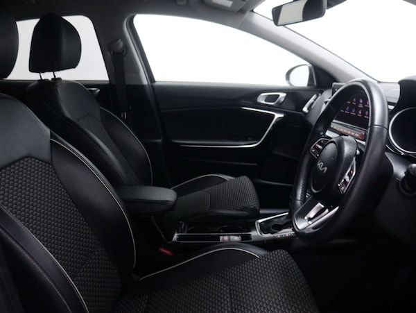 Used Kia XCeed 2023 for sale - 76274226: Photo 44