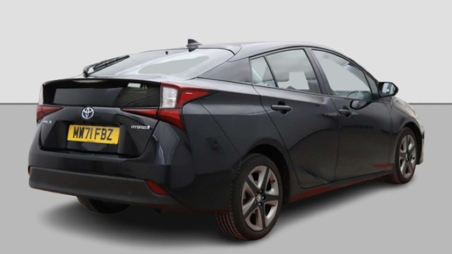 Used Toyota Prius 2021 for sale - 77168103: Photo 8