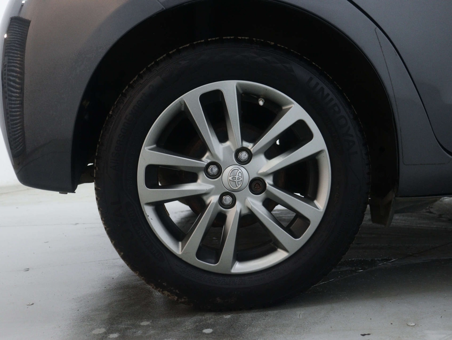 Used Toyota Yaris 2015 for sale - 76980059: Photo 13