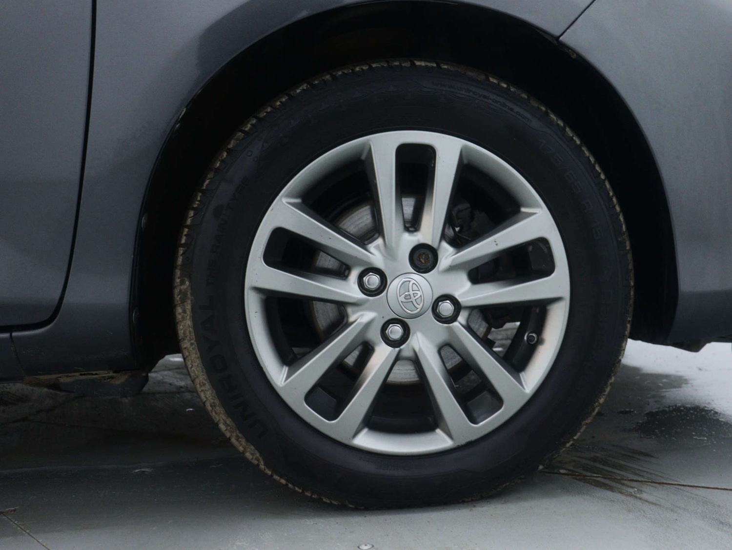 Used Toyota Yaris 2015 for sale - 76980059: Photo 14