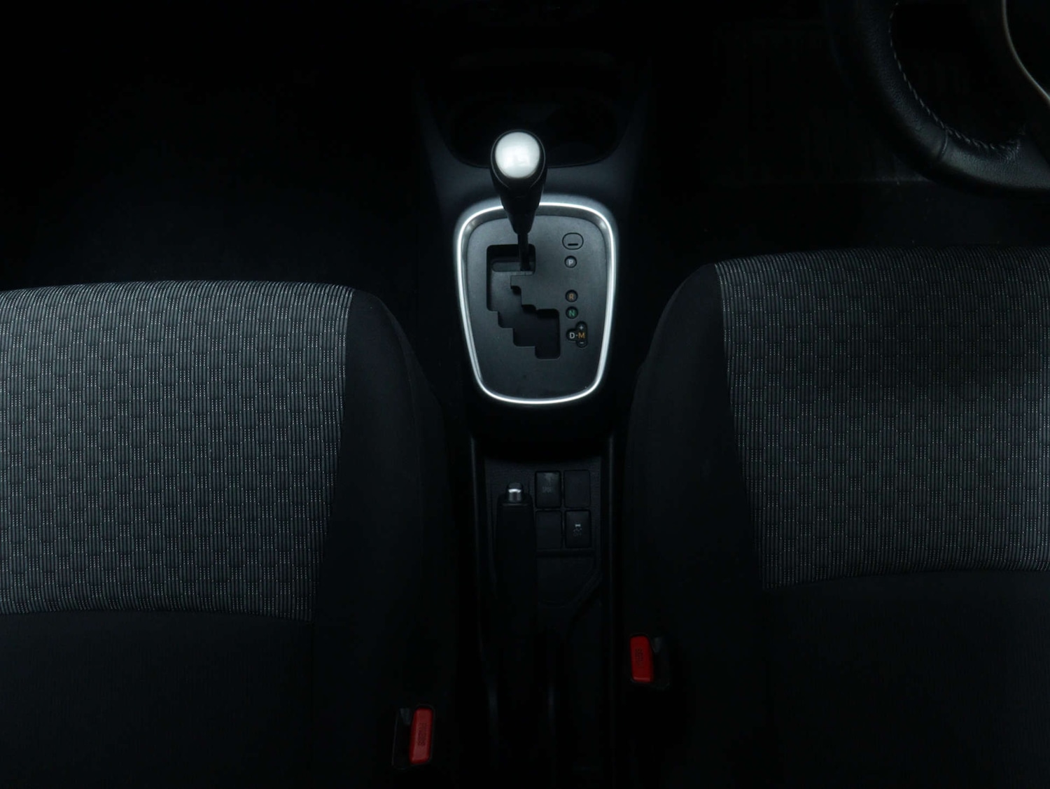 Used Toyota Yaris 2015 for sale - 76980059: Photo 20