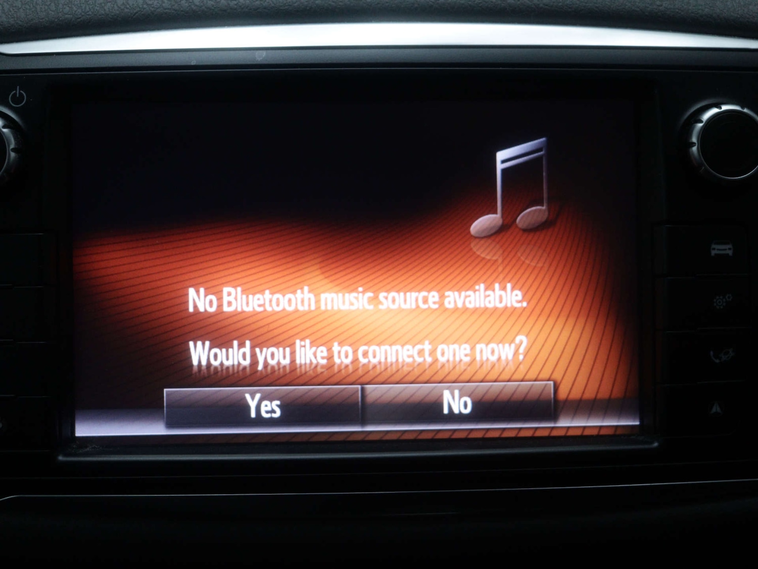 Used Toyota Yaris 2015 for sale - 76980059: Photo 23