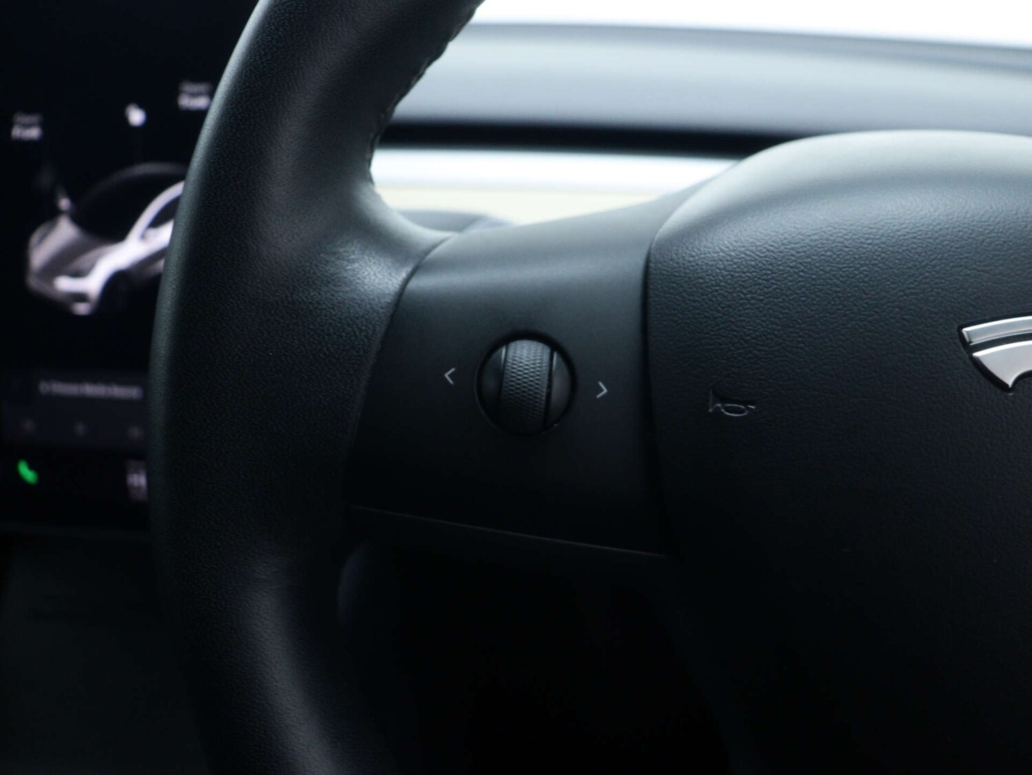 Used Tesla Model 3 2020 for sale - 76599653: Photo 30