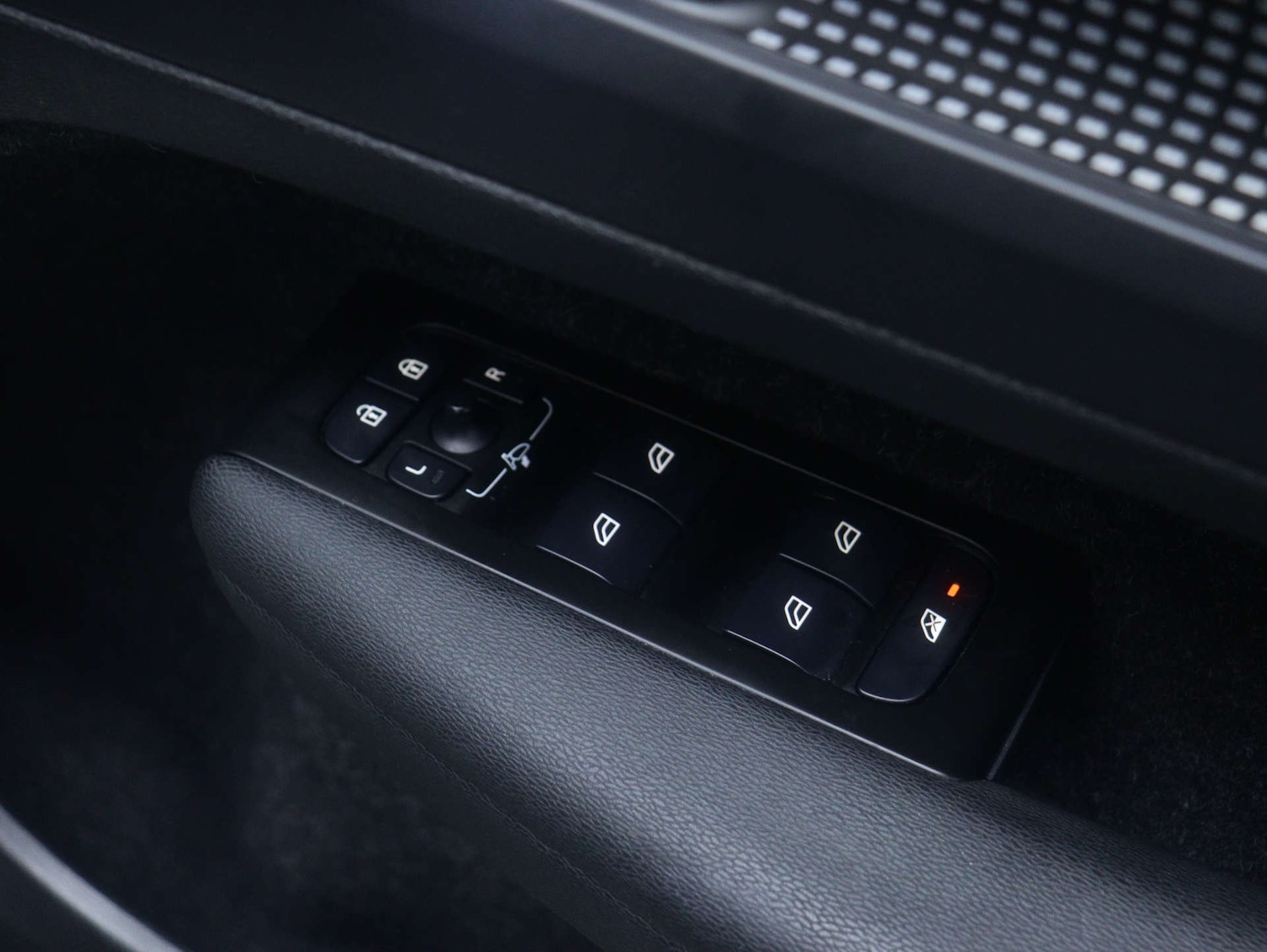 Used Volvo XC40 2021 for sale - 77417570: Photo 38