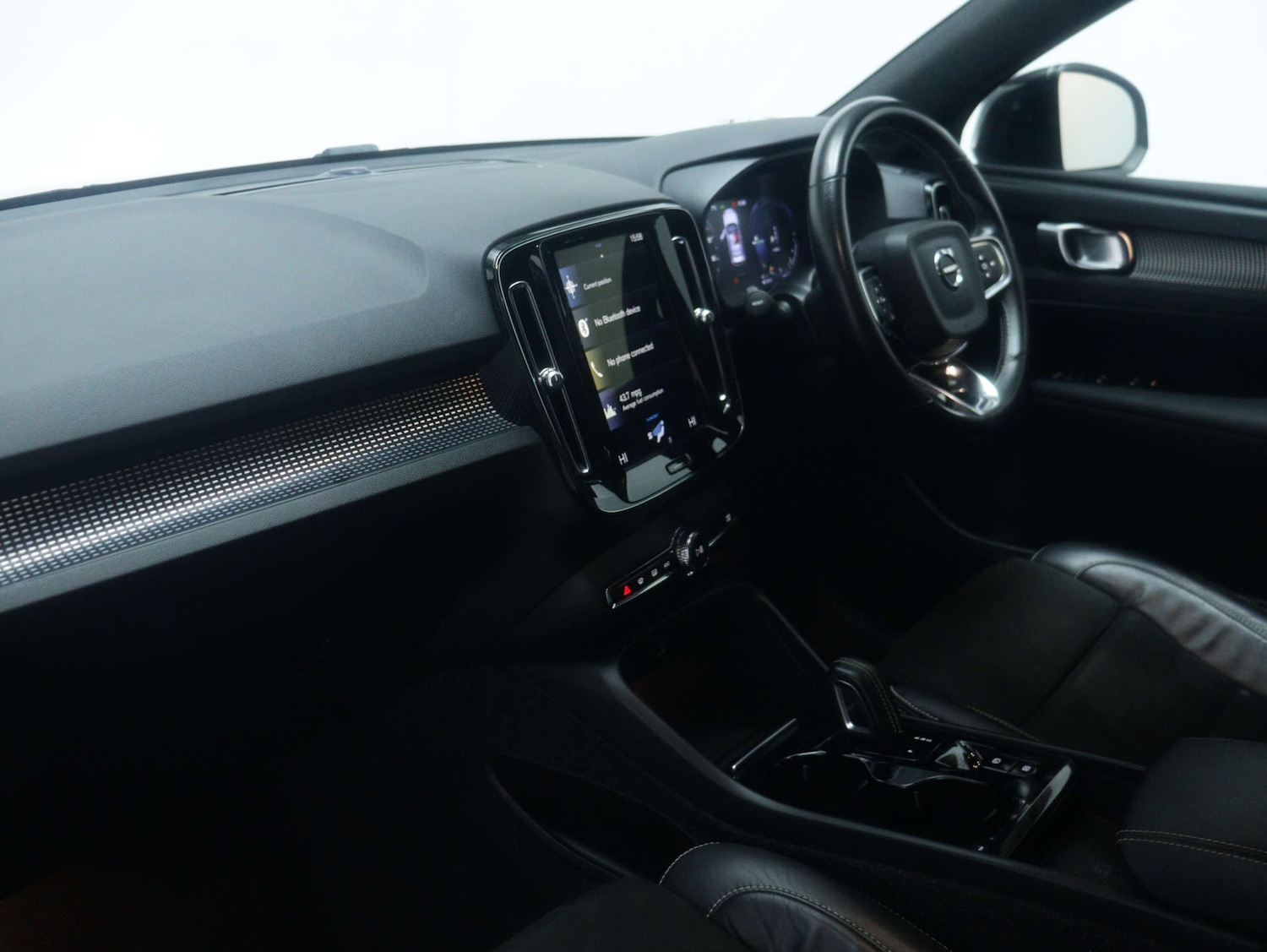 Used Volvo XC40 2021 for sale - 77417570: Photo 43