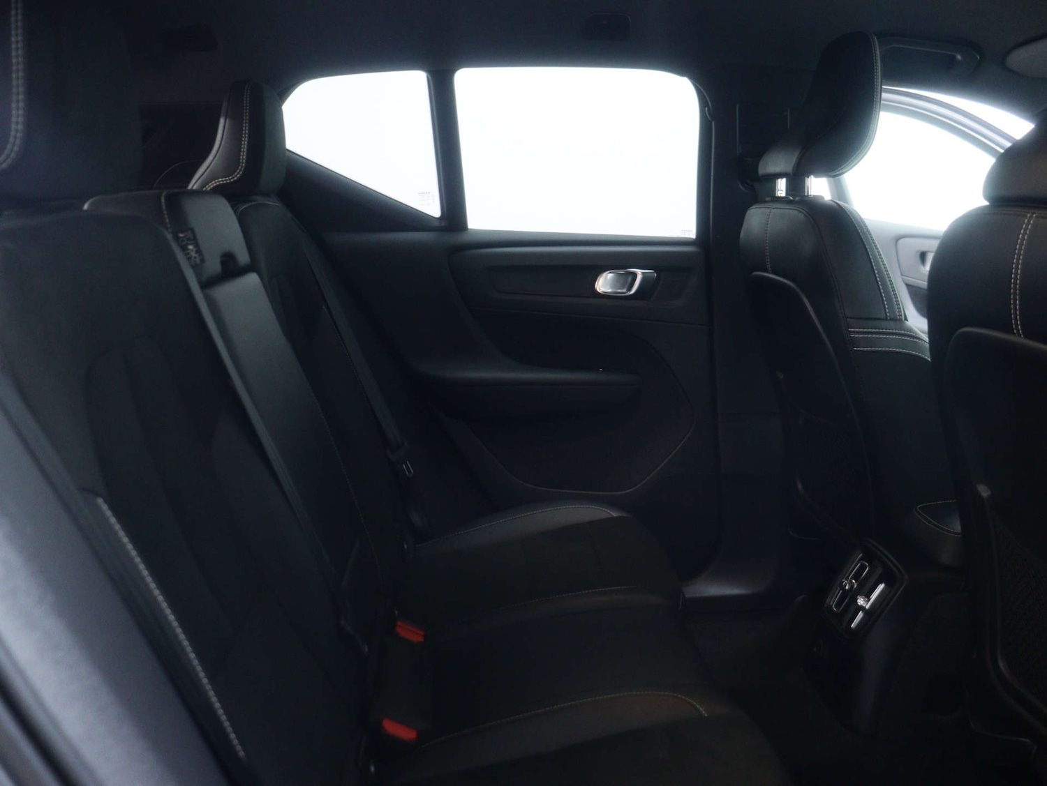 Used Volvo XC40 2021 for sale - 77417570: Photo 48