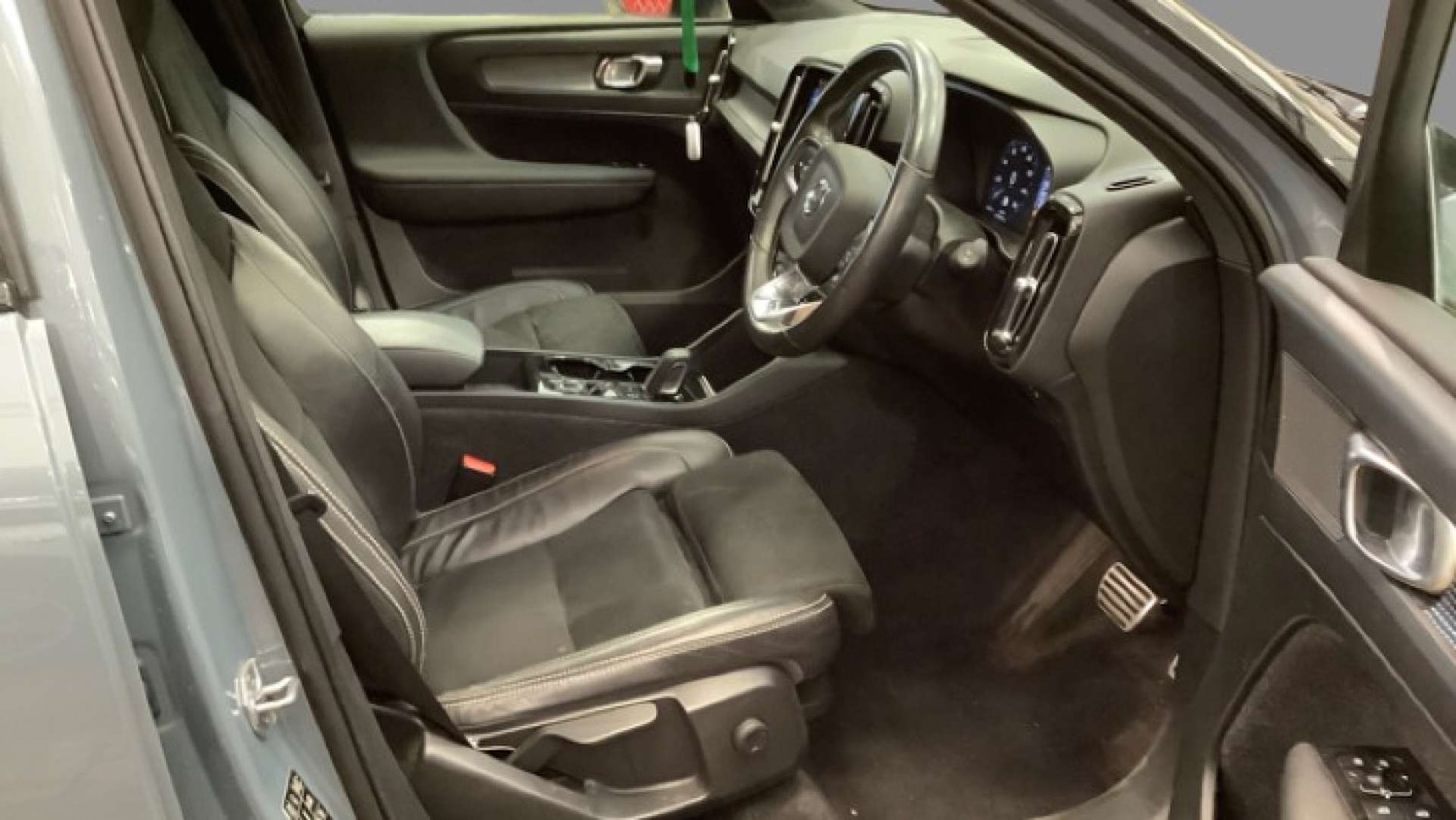 Used Volvo XC40 2021 for sale - 77417570: Photo 9