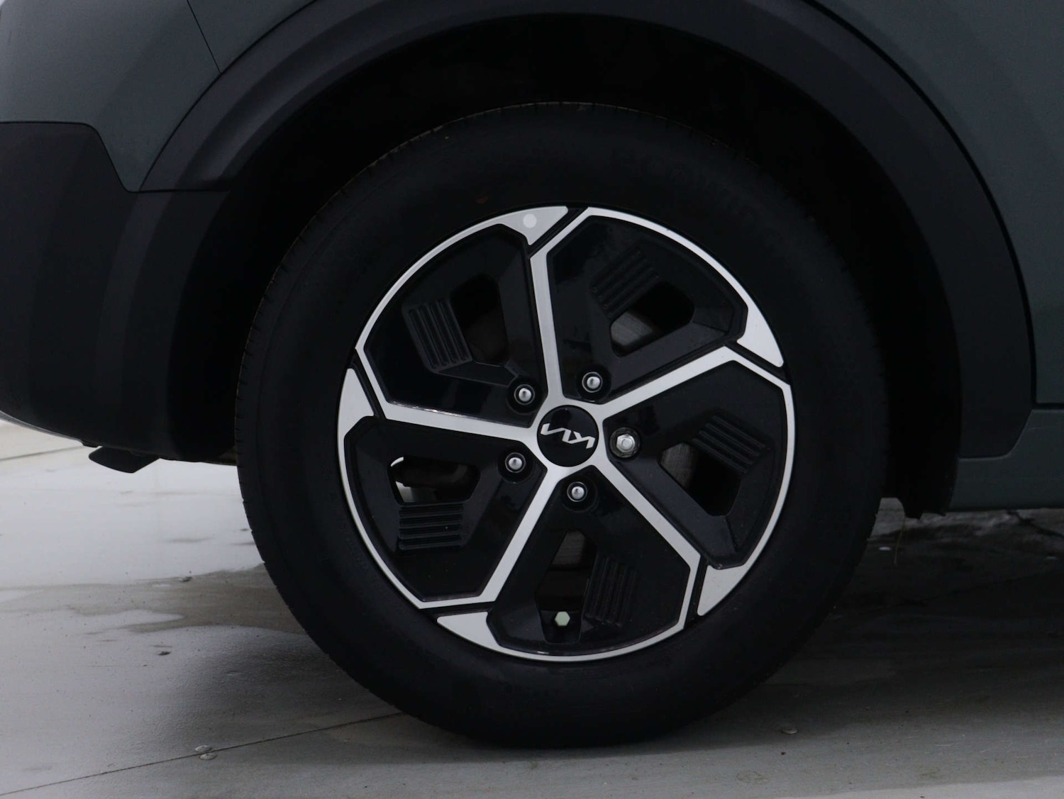 Used Kia Niro 2023 for sale - 76105315: Photo 12