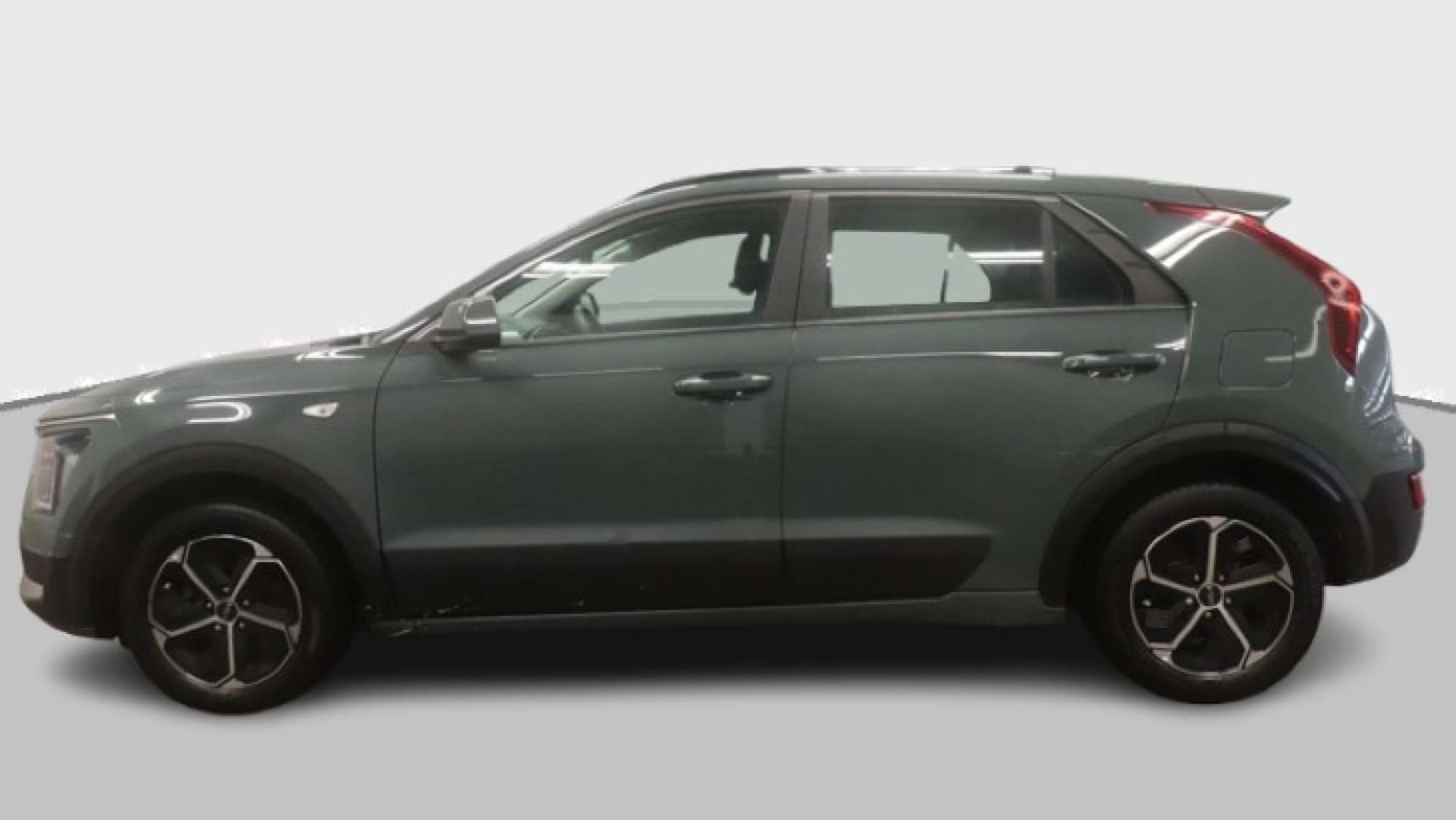 Used Kia Niro 2023 for sale - 76105315: Photo 9