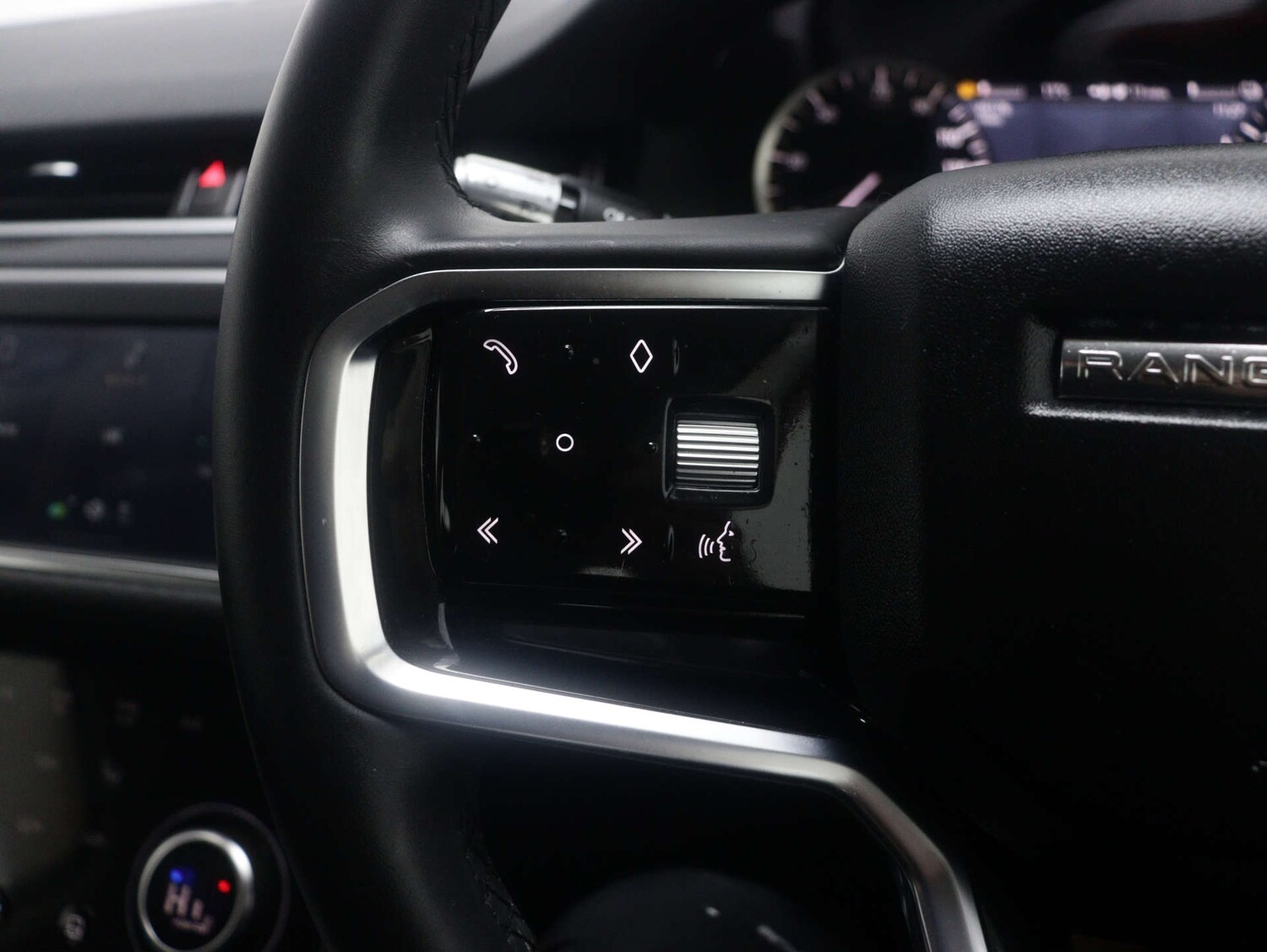 Used Land Rover Range Rover Evoque 2021 for sale - 76451727: Photo 35