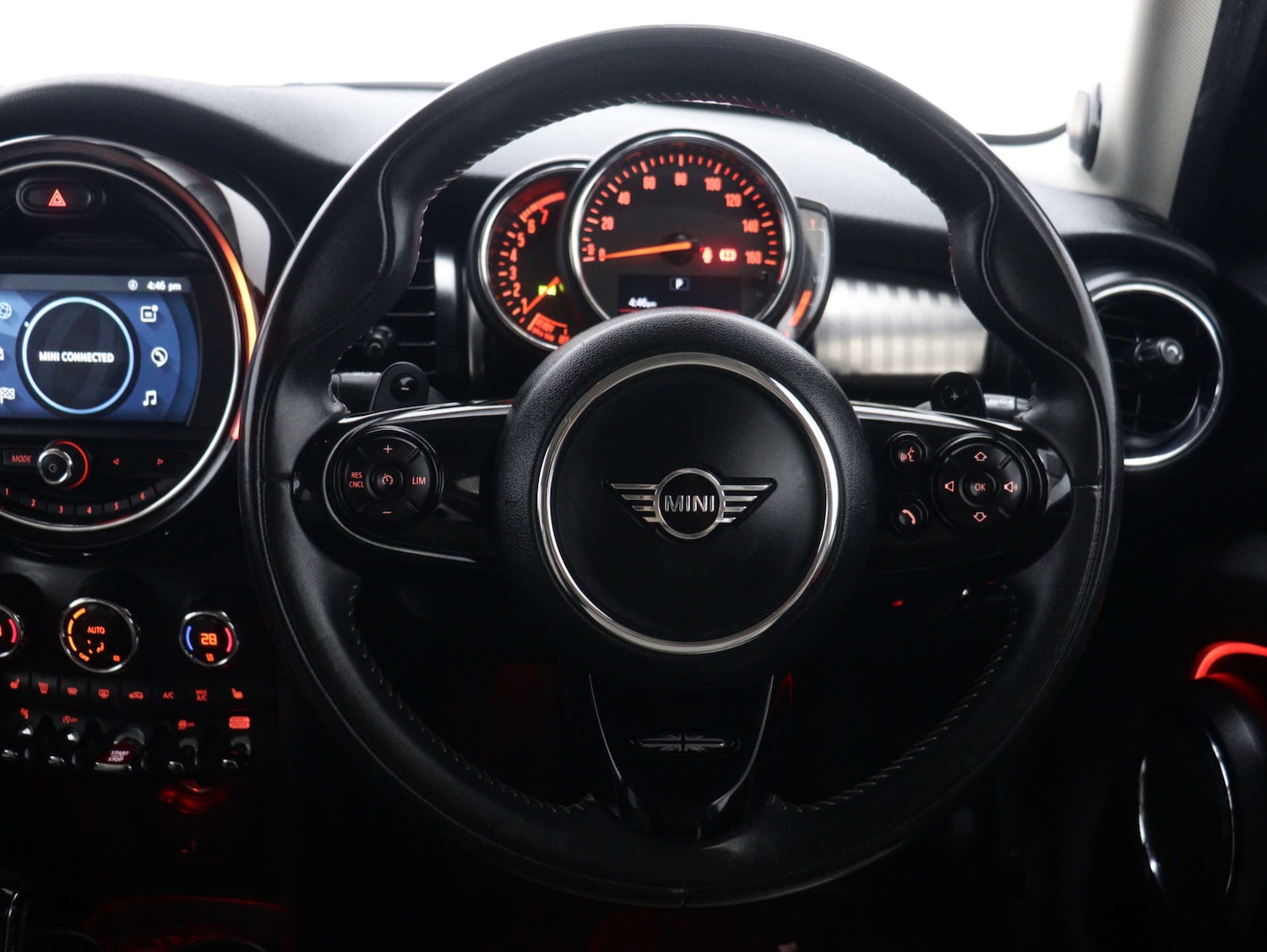 Used MINI Hatch 2020 for sale - 76352643: Photo 17