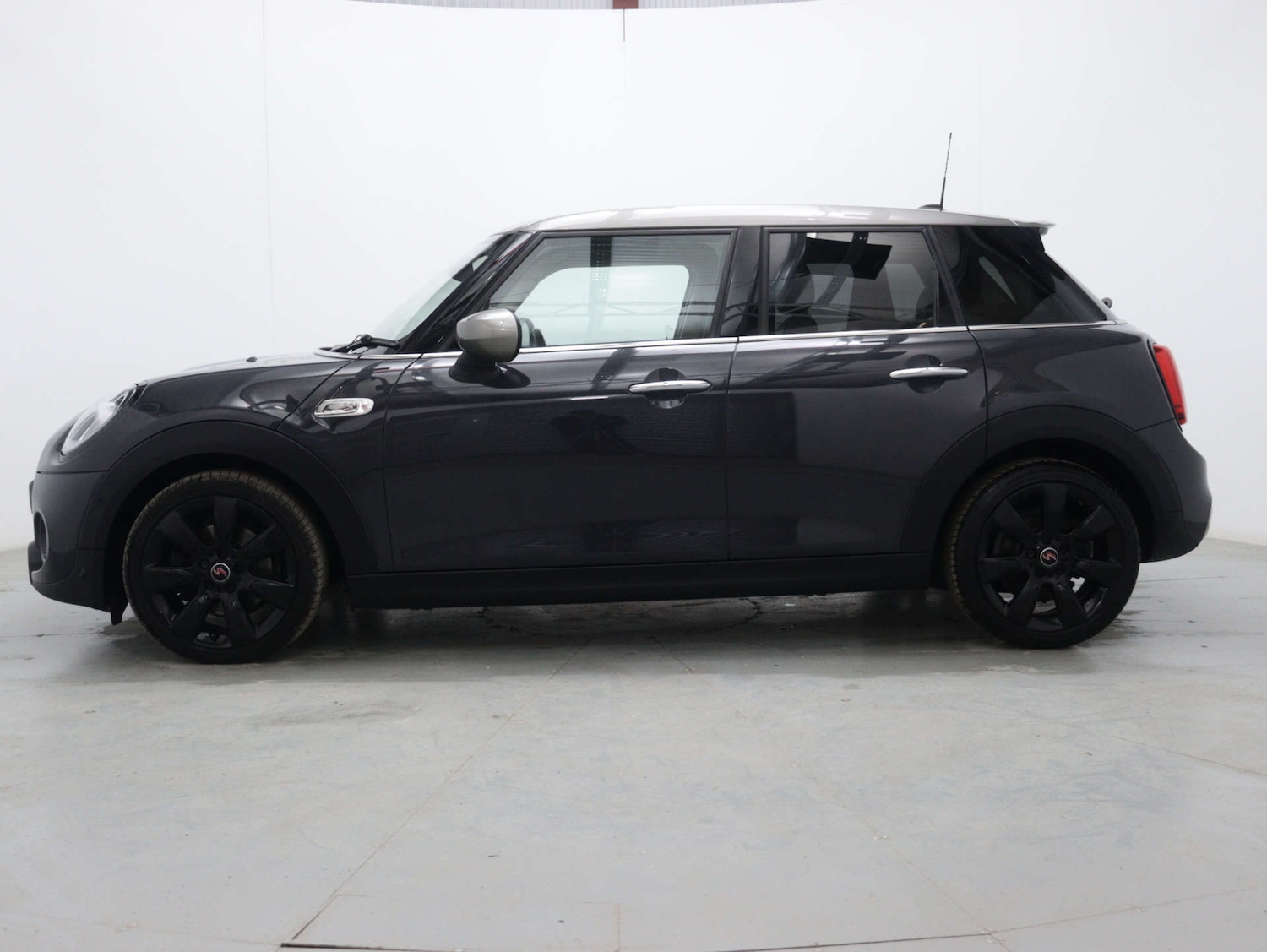 Used MINI Hatch 2020 for sale - 76352643: Photo 7