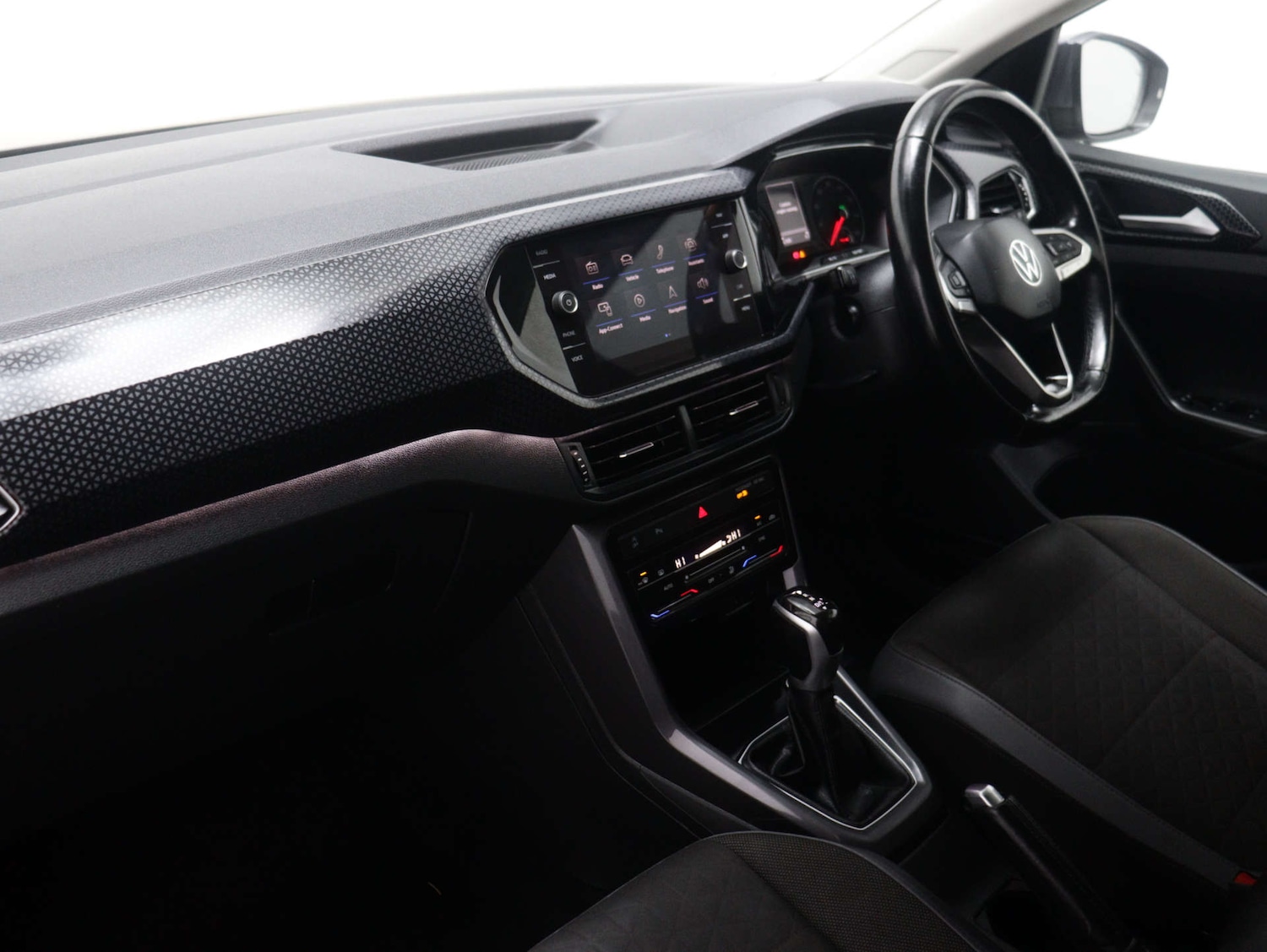 Used Volkswagen T-Cross 2022 for sale - 76231910: Photo 39