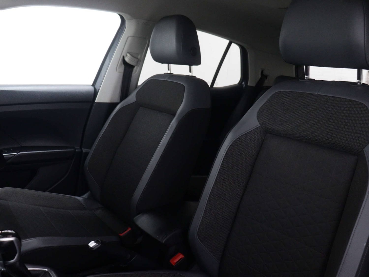 Used Volkswagen T-Cross 2022 for sale - 76231910: Photo 41