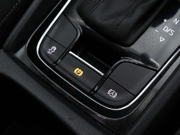 Used Skoda Karoq 2023 for sale - 74208375: Photo 32