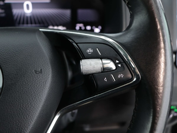 Used Skoda Karoq 2023 for sale - 74208375: Photo 35