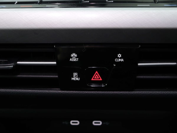 Used Volkswagen Golf 2024 for sale - 74010999: Photo 29