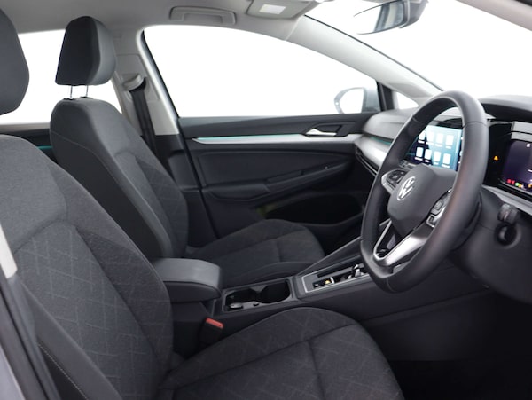 Used Volkswagen Golf 2024 for sale - 74010999: Photo 37