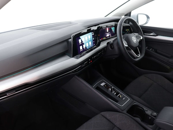 Used Volkswagen Golf 2024 for sale - 74010999: Photo 40