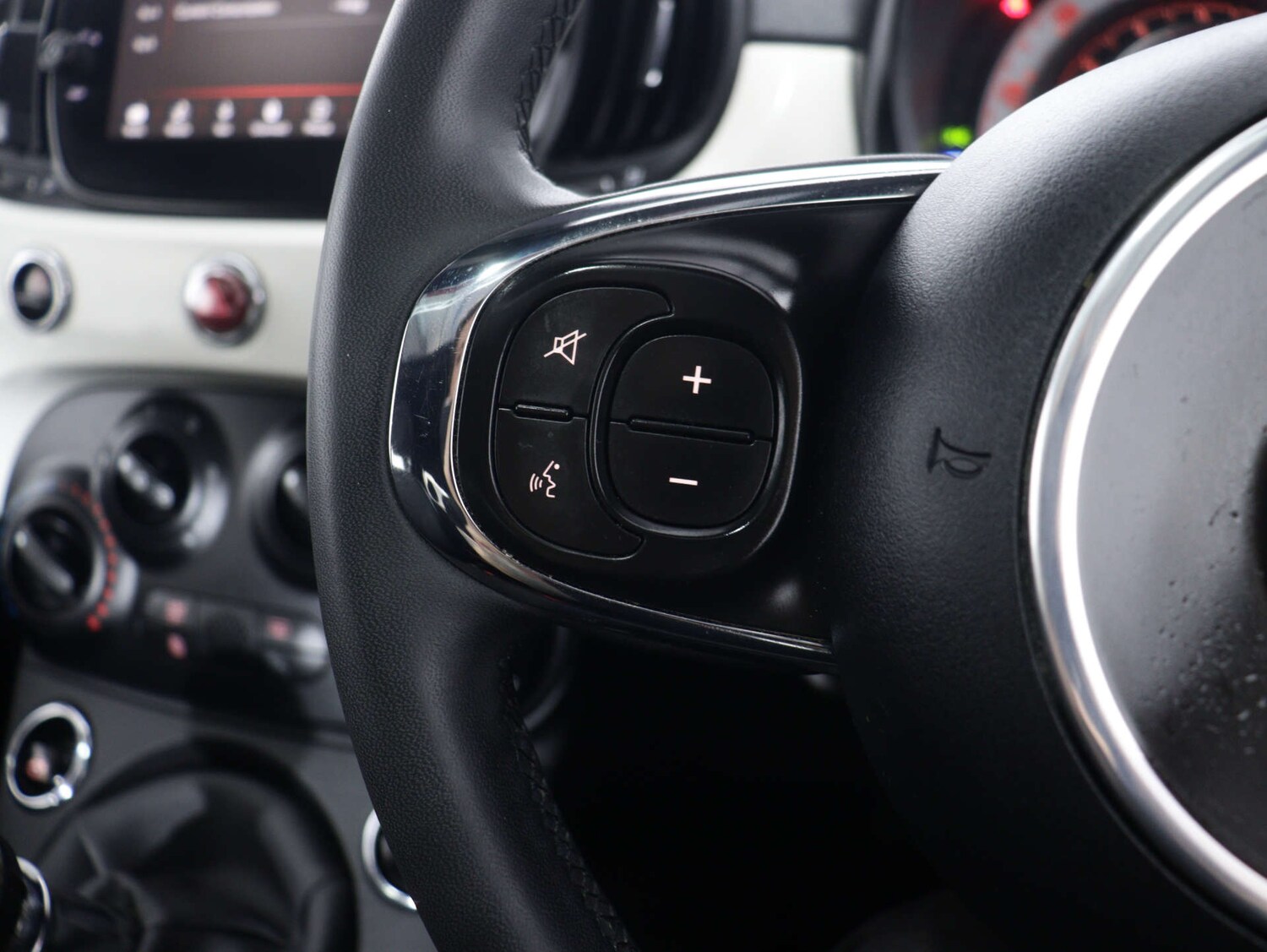 Used Fiat 500 2023 for sale - 75893628: Photo 28