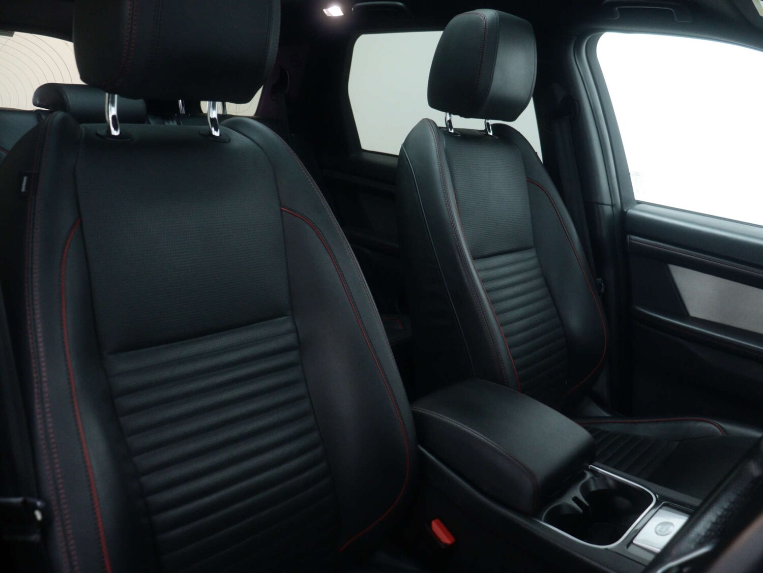 Used Land Rover Discovery Sport 2021 for sale - 76718837: Photo 50