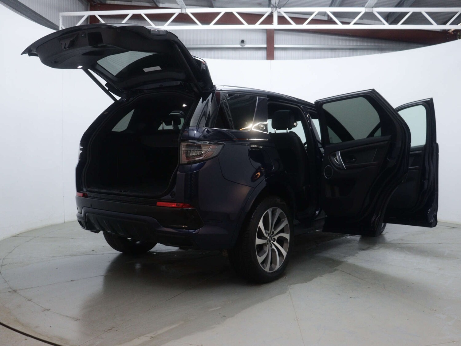 Used Land Rover Discovery Sport 2021 for sale - 76718837: Photo 67