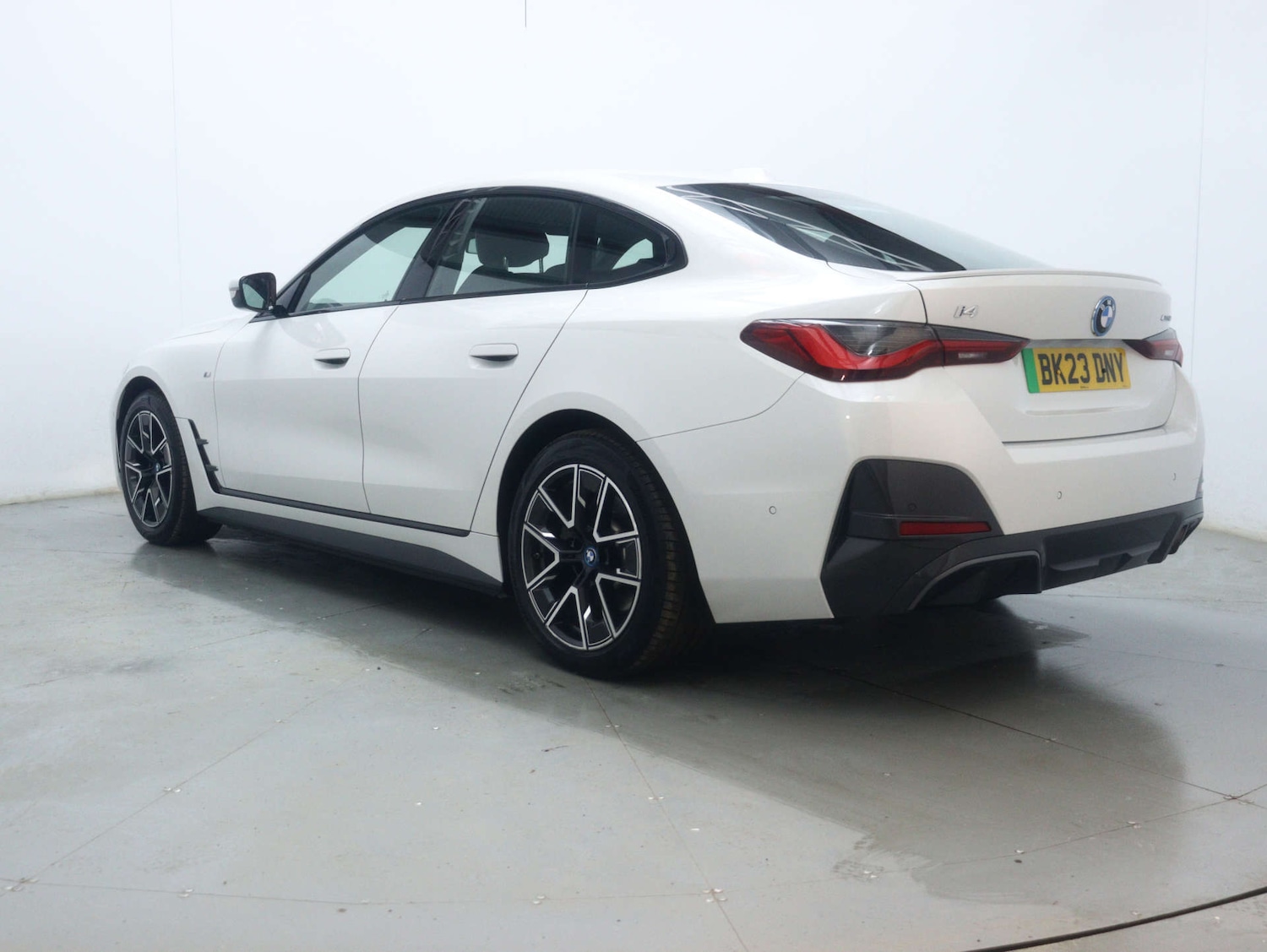 Used BMW i4 2023 for sale - 77590537: Photo 11