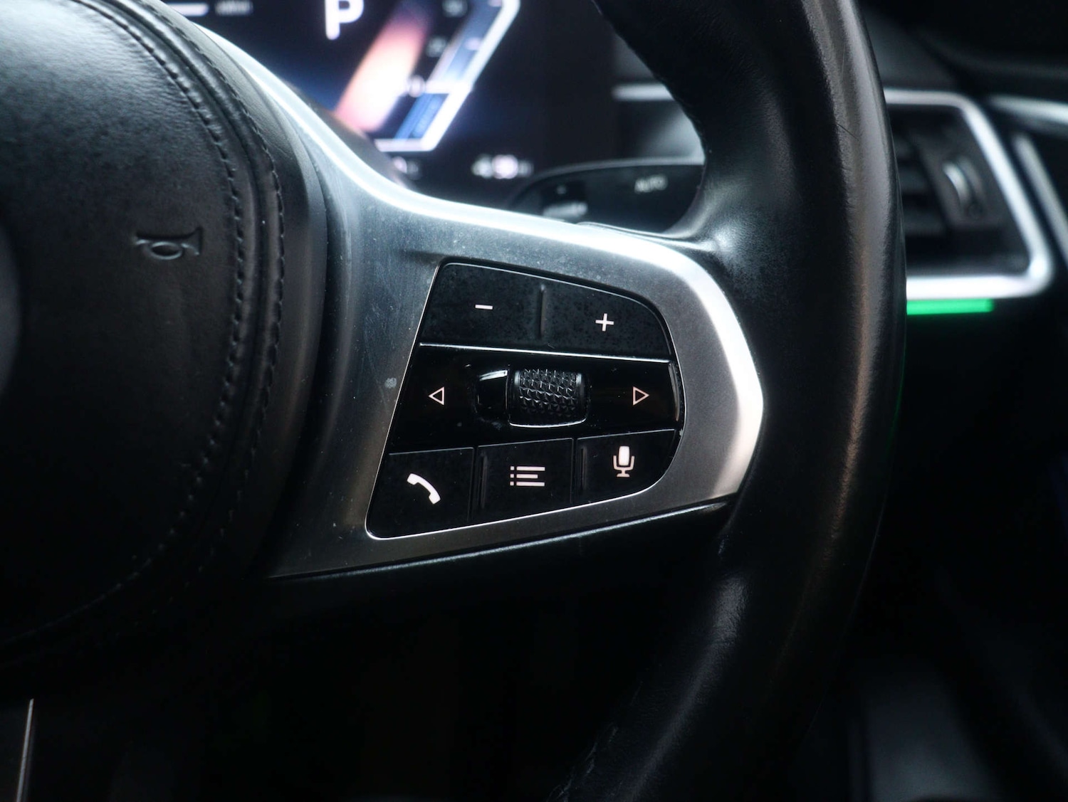 Used BMW i4 2023 for sale - 77590537: Photo 42