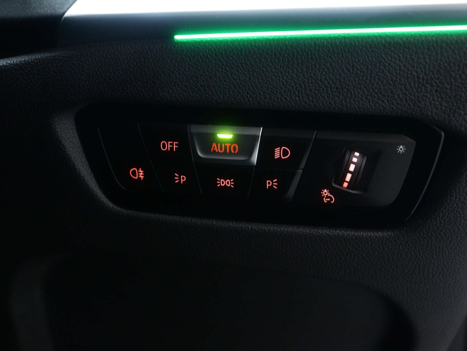 Used BMW i4 2023 for sale - 77590537: Photo 45