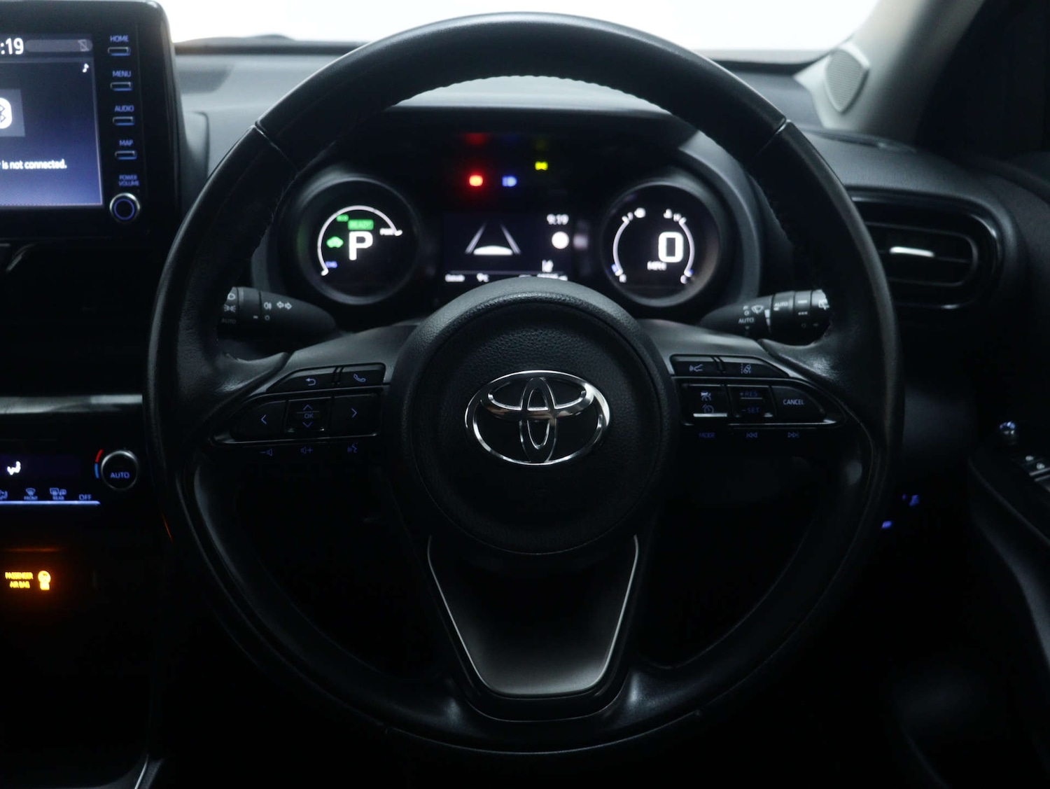 Used Toyota Yaris Cross 2024 for sale - 76894403: Photo 18