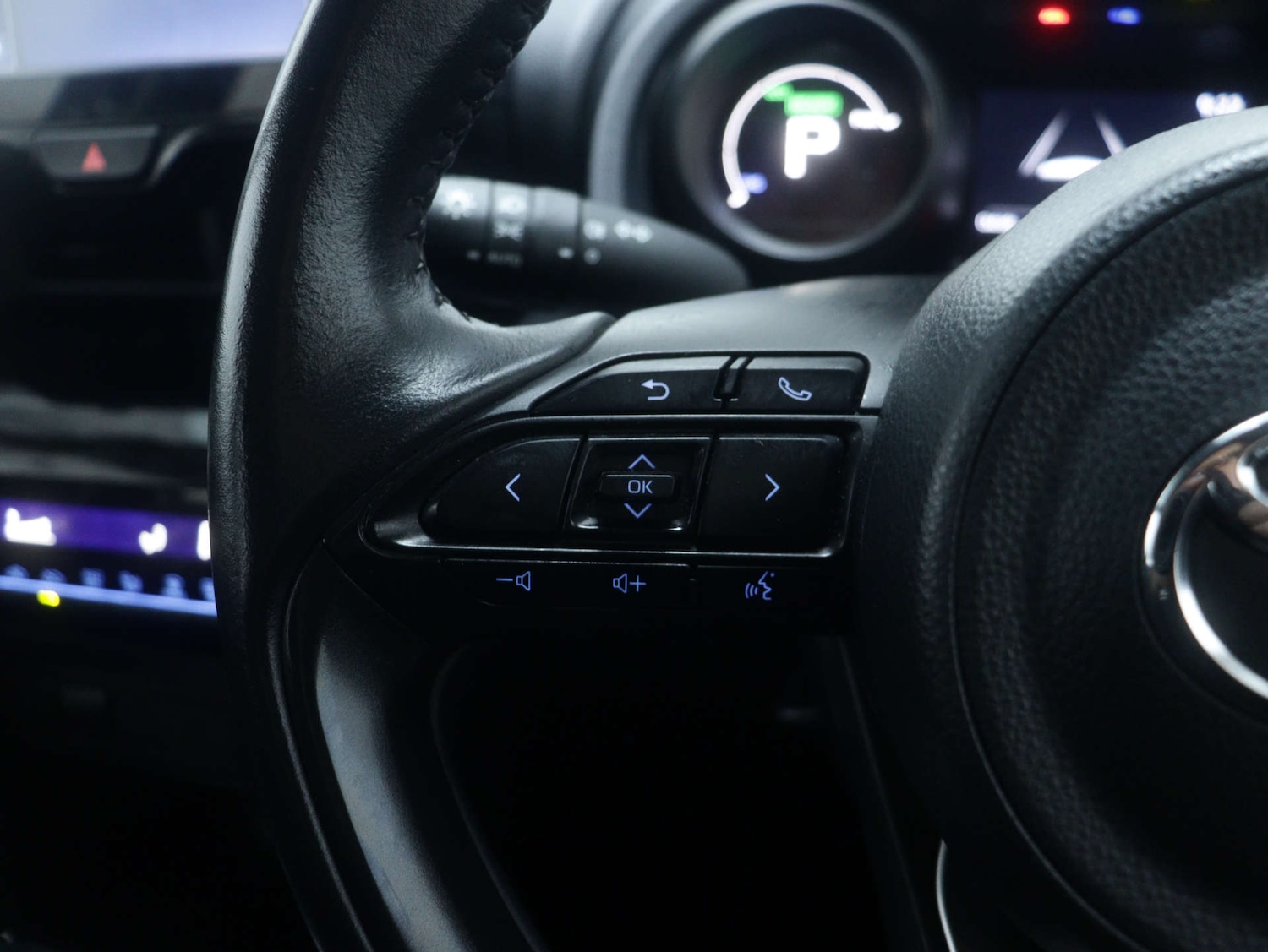 Used Toyota Yaris Cross 2024 for sale - 76894403: Photo 33