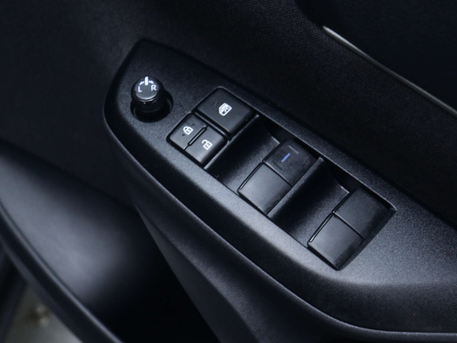 Used Toyota Yaris Cross 2024 for sale - 76894403: Photo 36