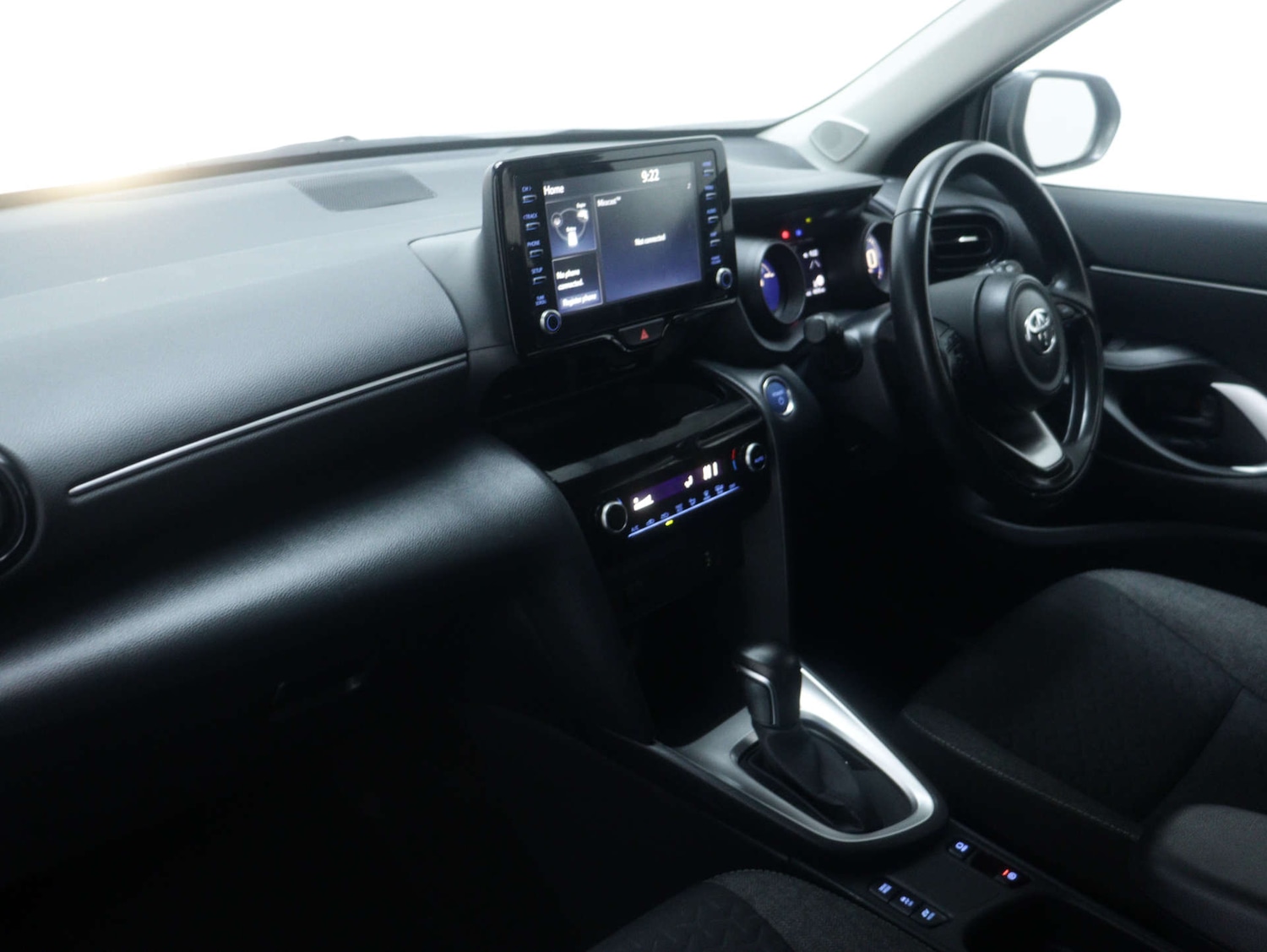 Used Toyota Yaris Cross 2024 for sale - 76894403: Photo 40