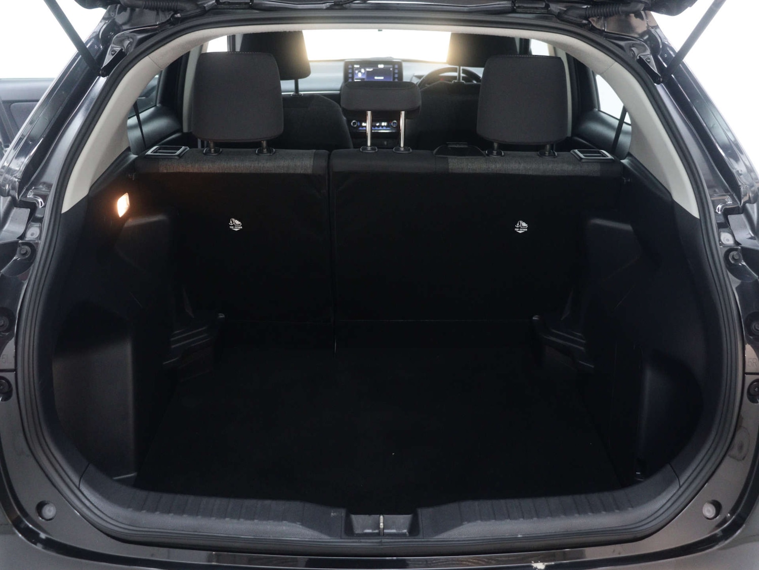 Used Toyota Yaris Cross 2024 for sale - 76894403: Photo 45