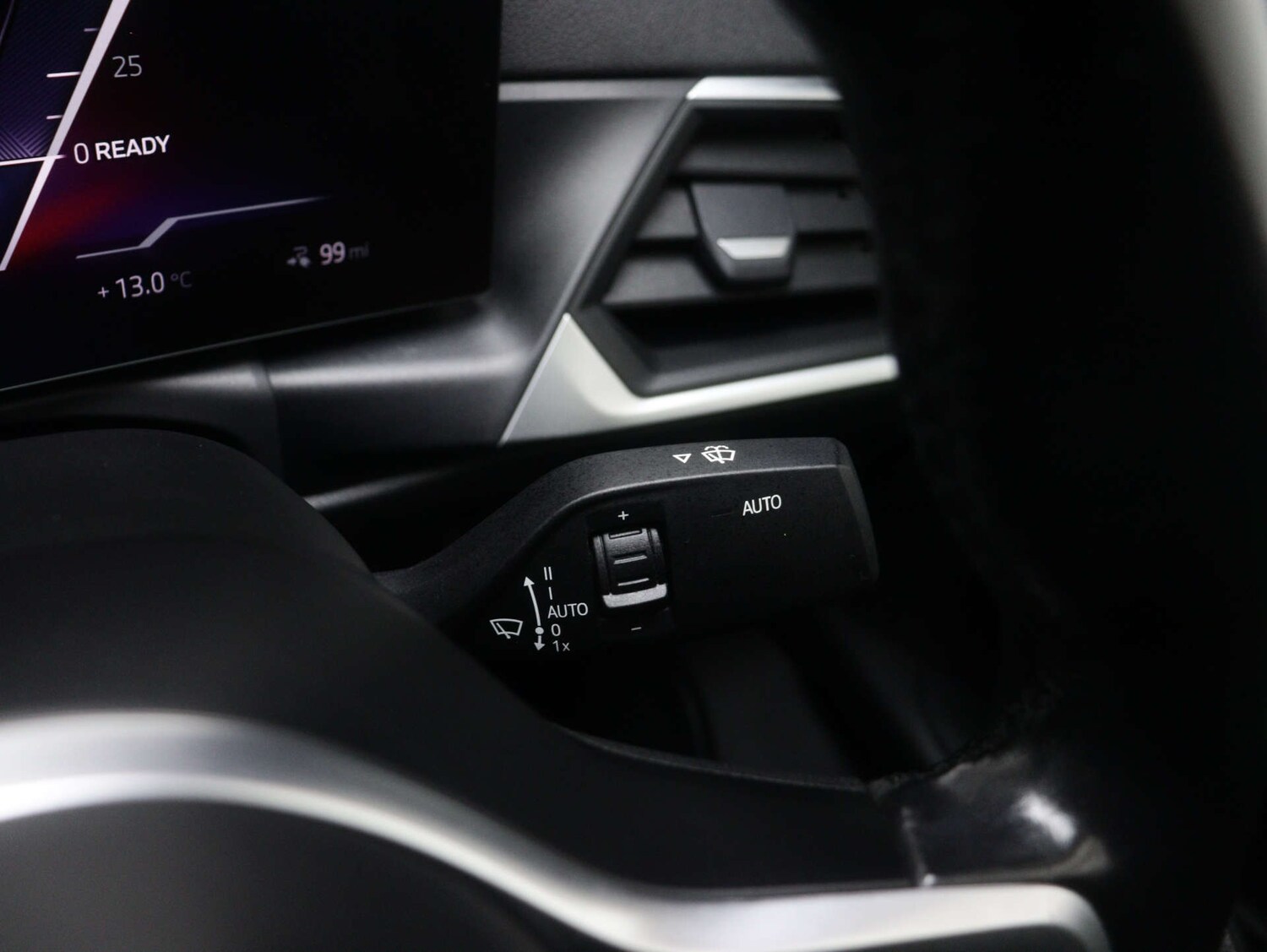 Used BMW i4 2022 for sale - 76495875: Photo 44