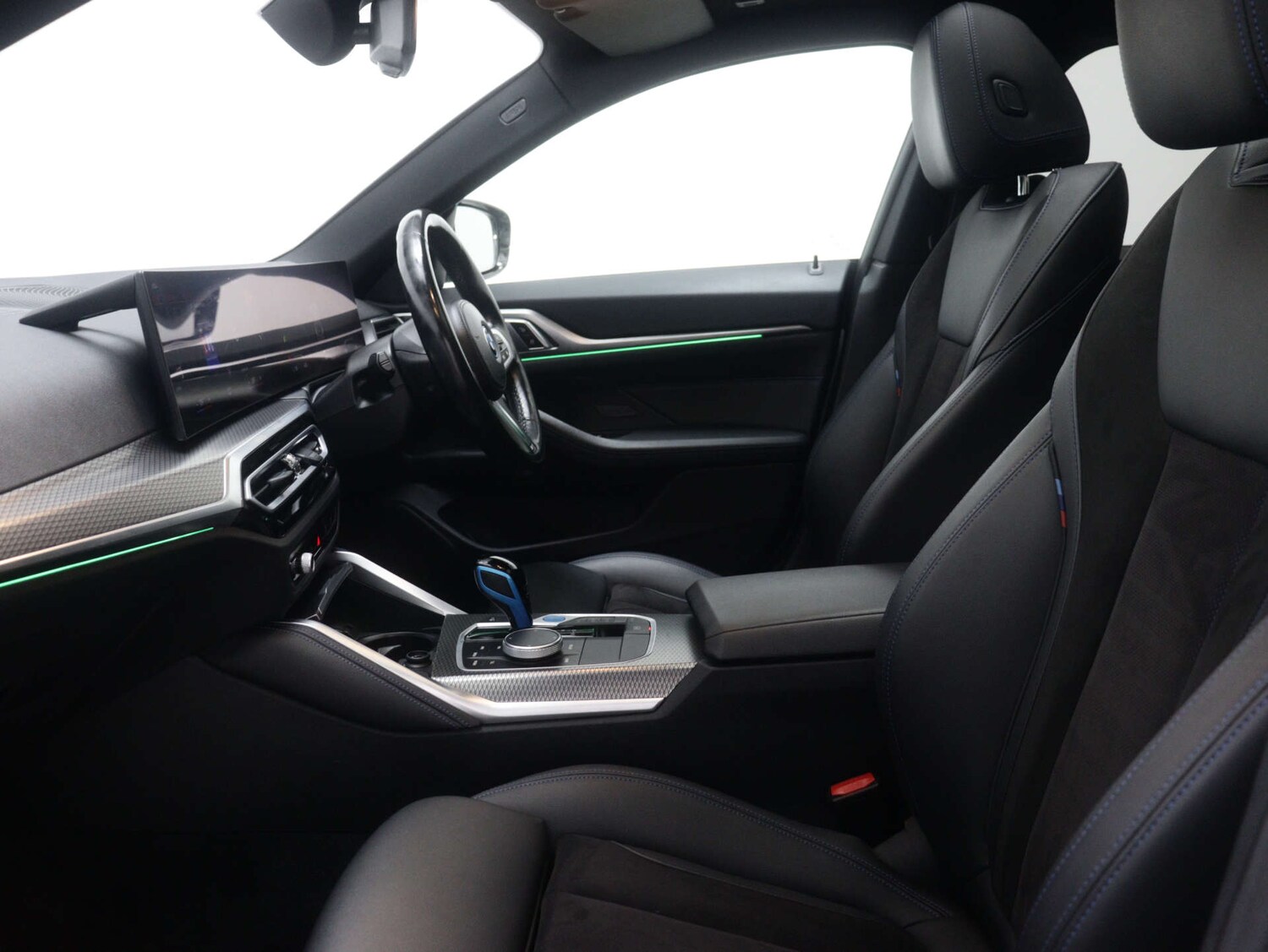 Used BMW i4 2022 for sale - 76495875: Photo 53