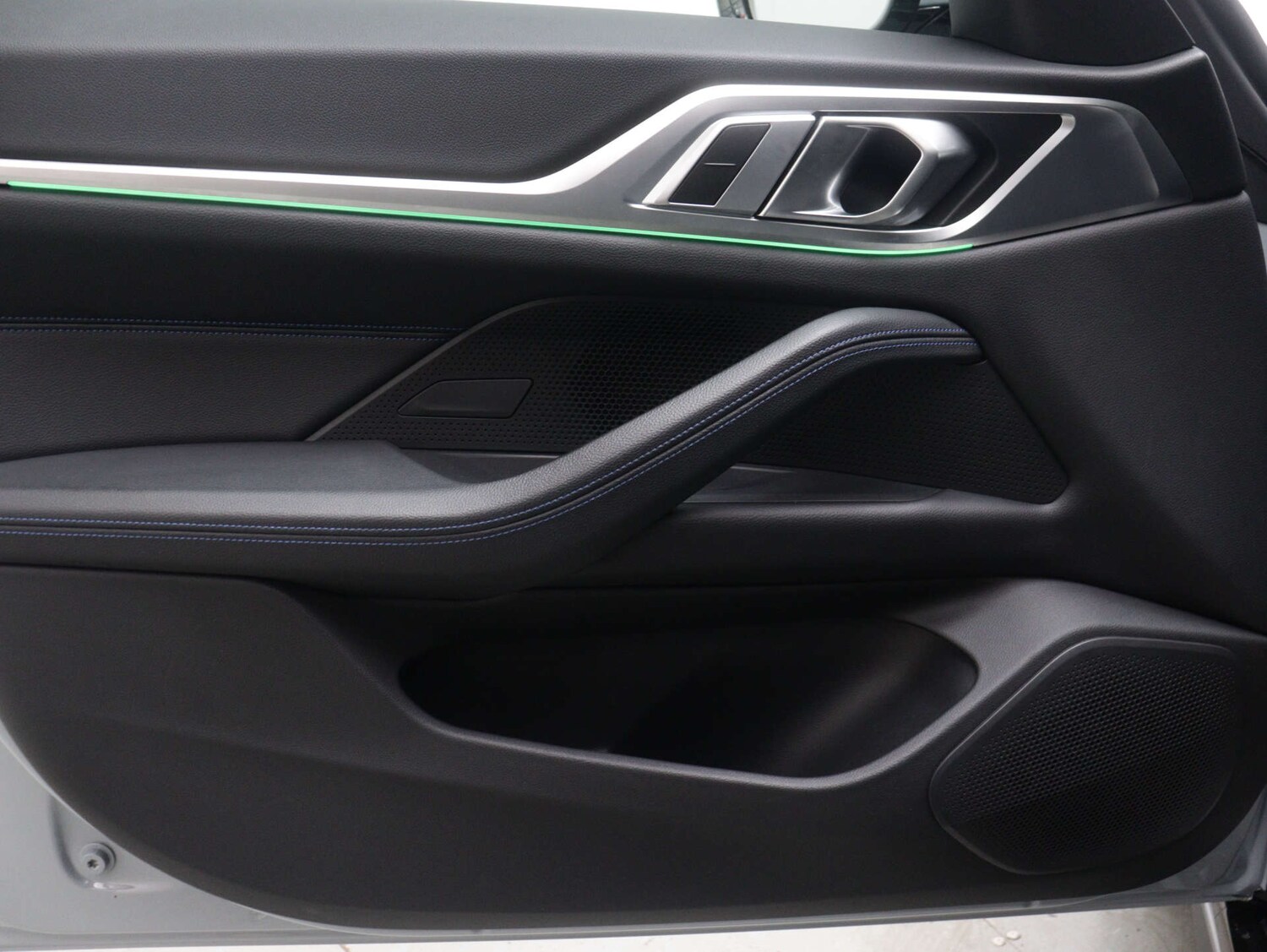 Used BMW i4 2022 for sale - 76495875: Photo 55