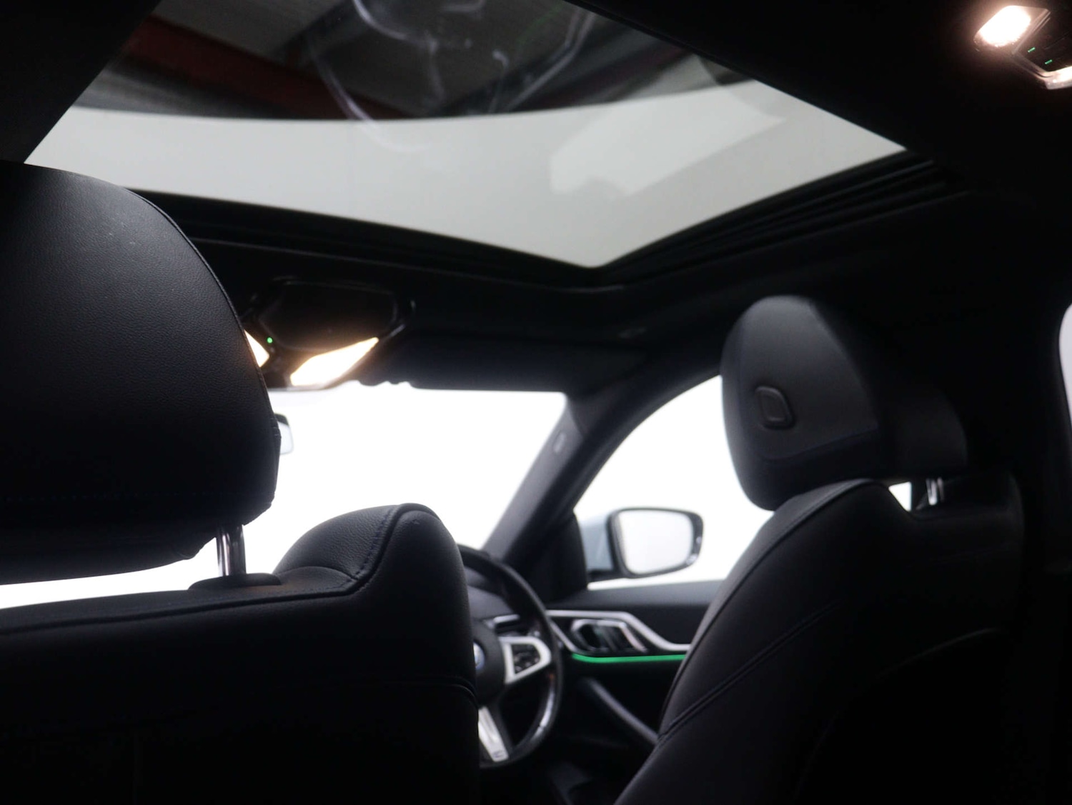 Used BMW i4 2022 for sale - 76495875: Photo 57