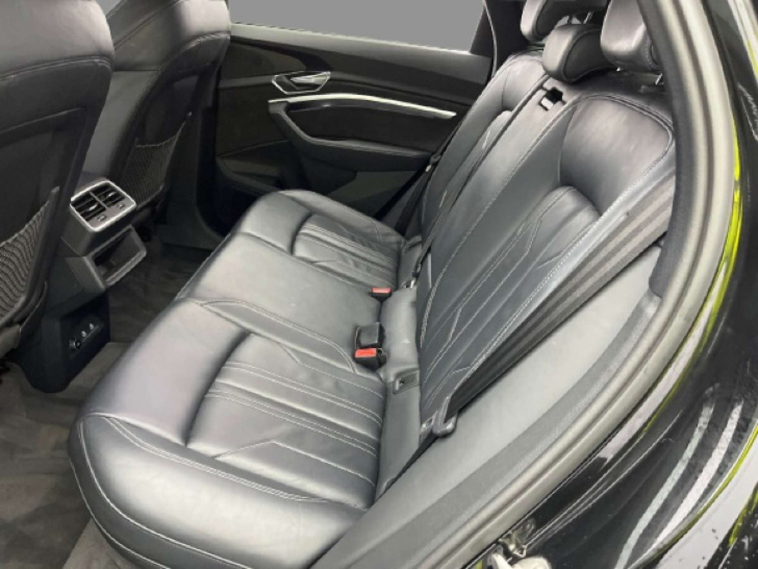 Used Audi e-tron 2021 for sale - 77931942: Photo 10