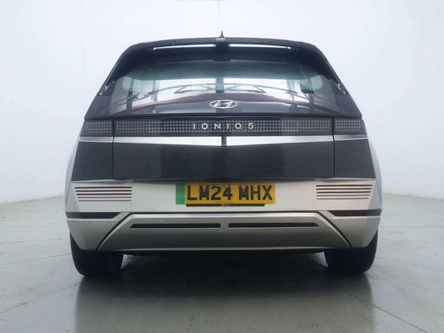 Used Hyundai IONIQ 5 2024 for sale - 77299400: Photo 10