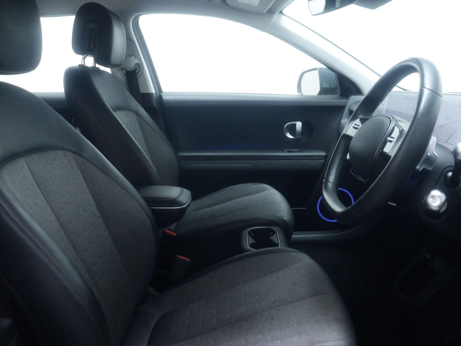 Used Hyundai IONIQ 5 2024 for sale - 77299400: Photo 39