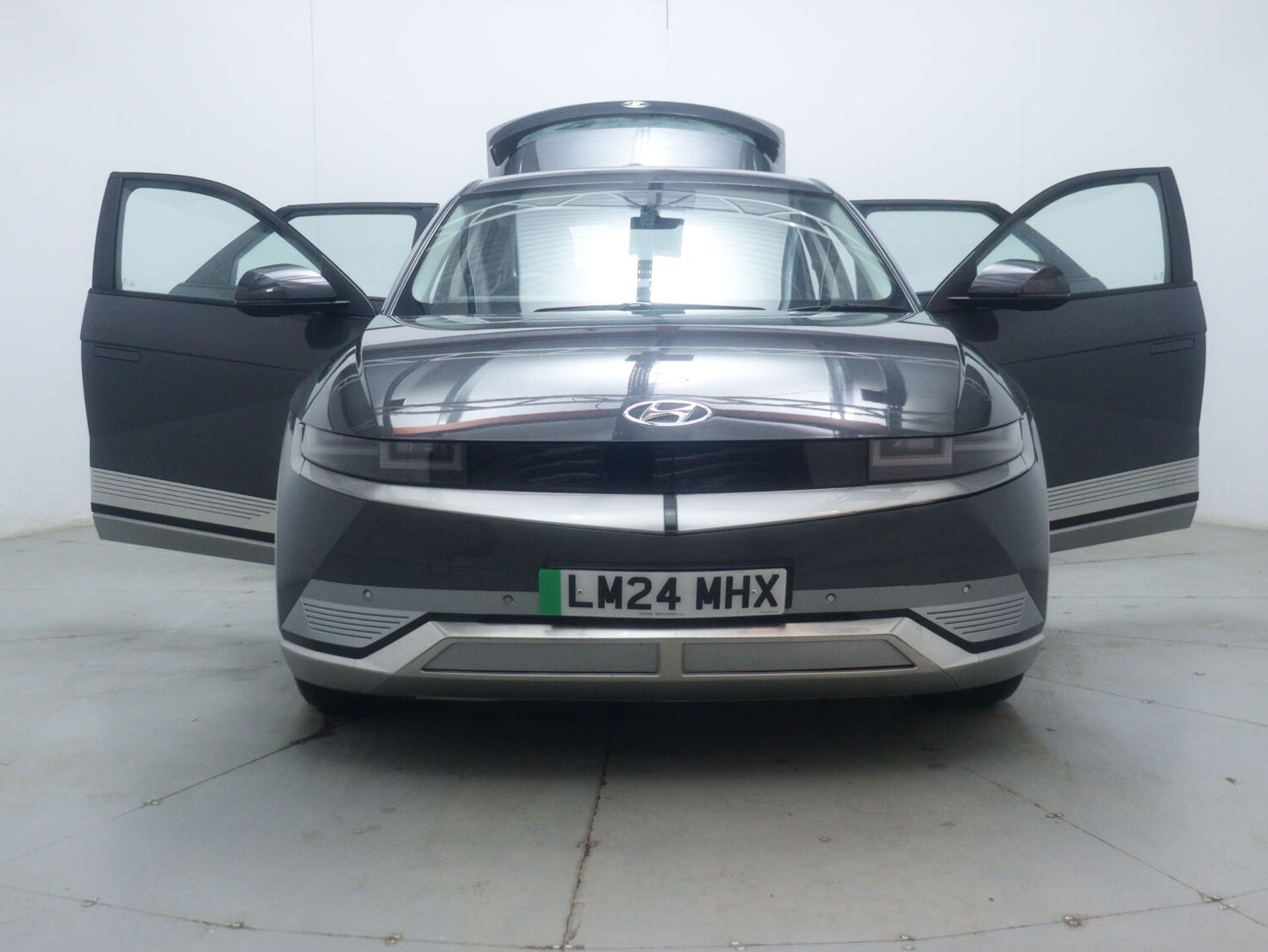 Used Hyundai IONIQ 5 2024 for sale - 77299400: Photo 49