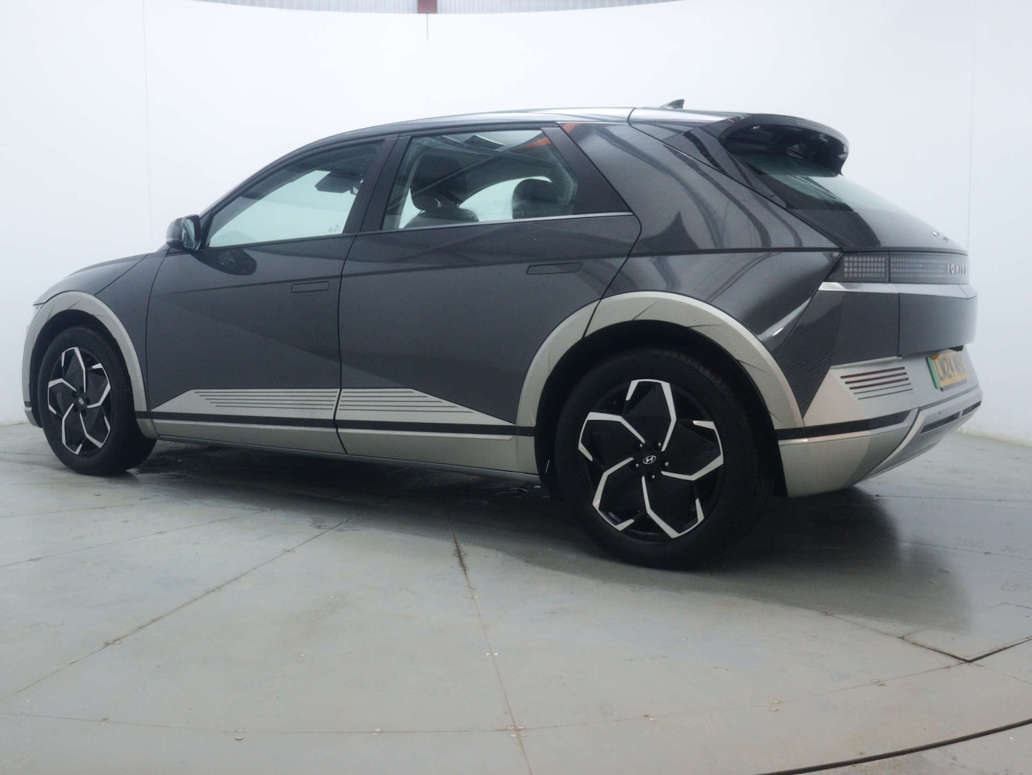 Used Hyundai IONIQ 5 2024 for sale - 77299400: Photo 9