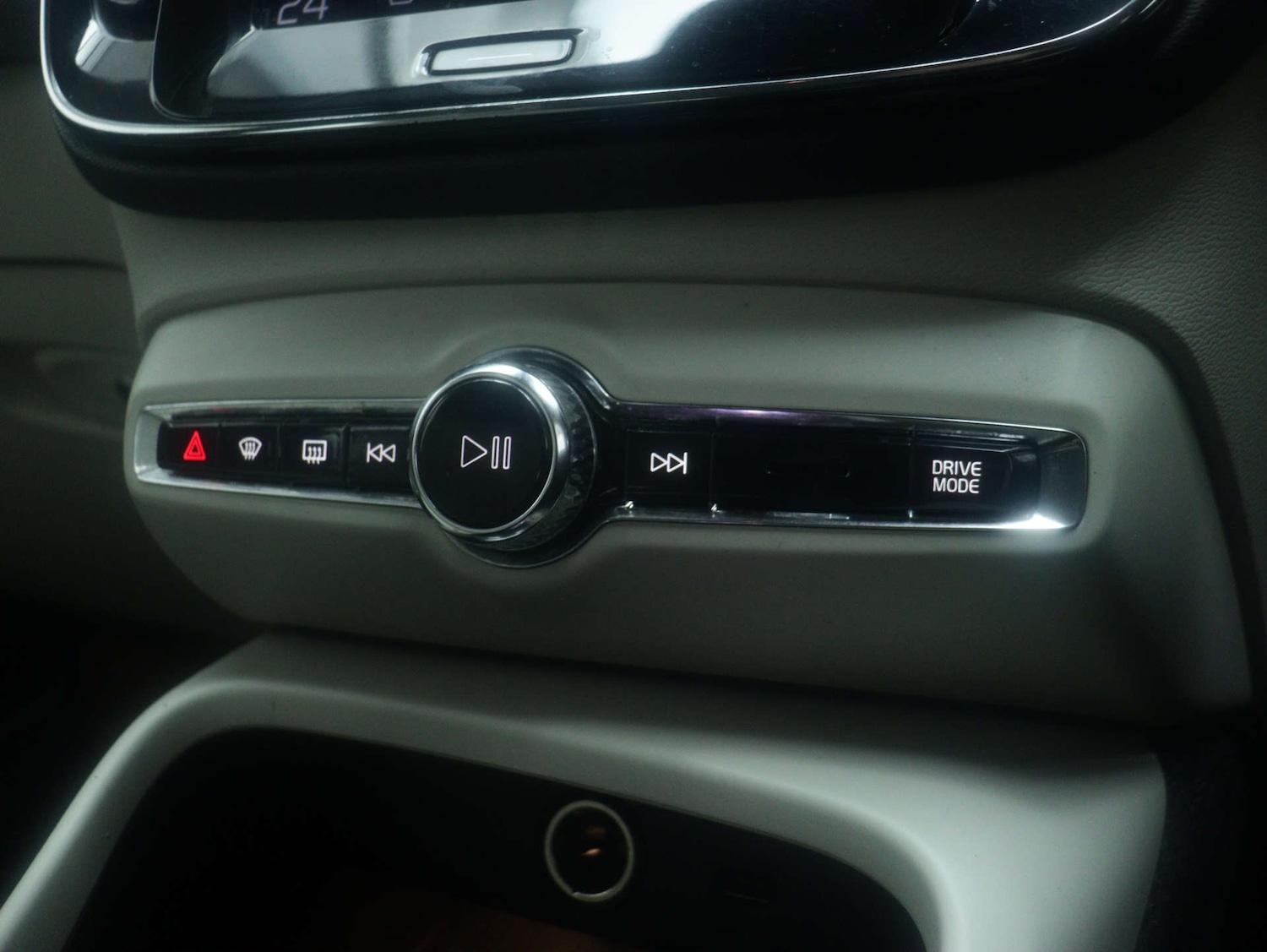 Used Volvo XC40 2020 for sale - 77262771: Photo 31