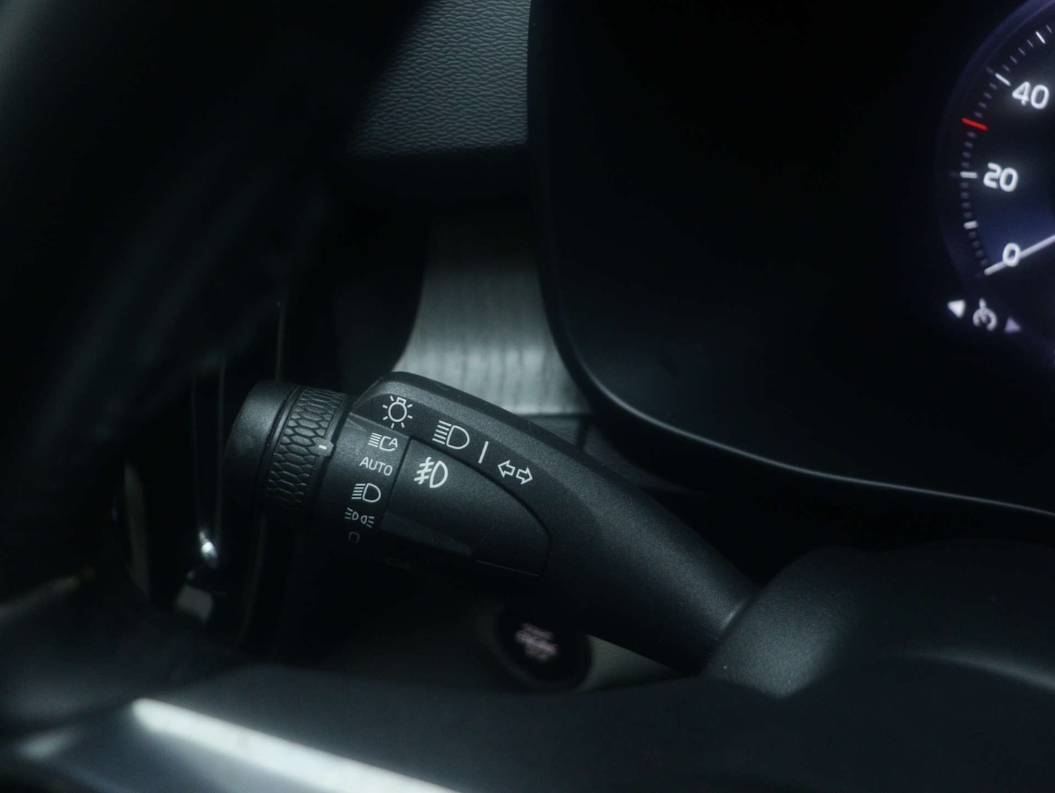 Used Volvo XC40 2020 for sale - 77262771: Photo 39