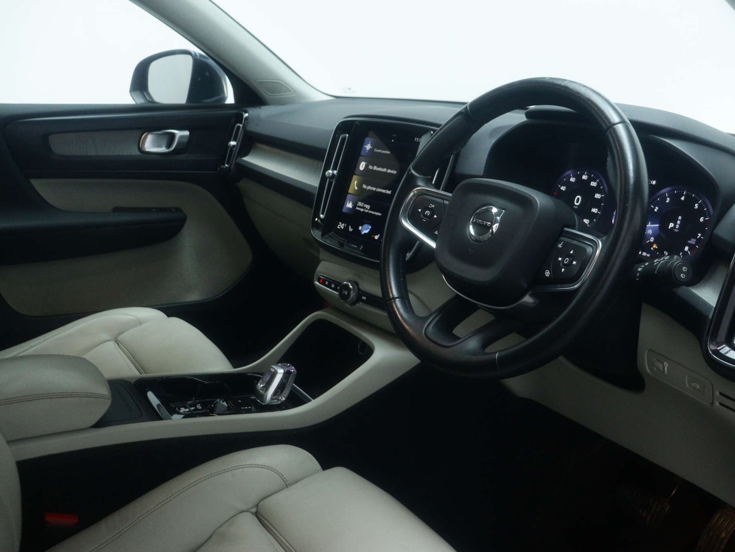 Used Volvo XC40 2020 for sale - 77262771: Photo 44