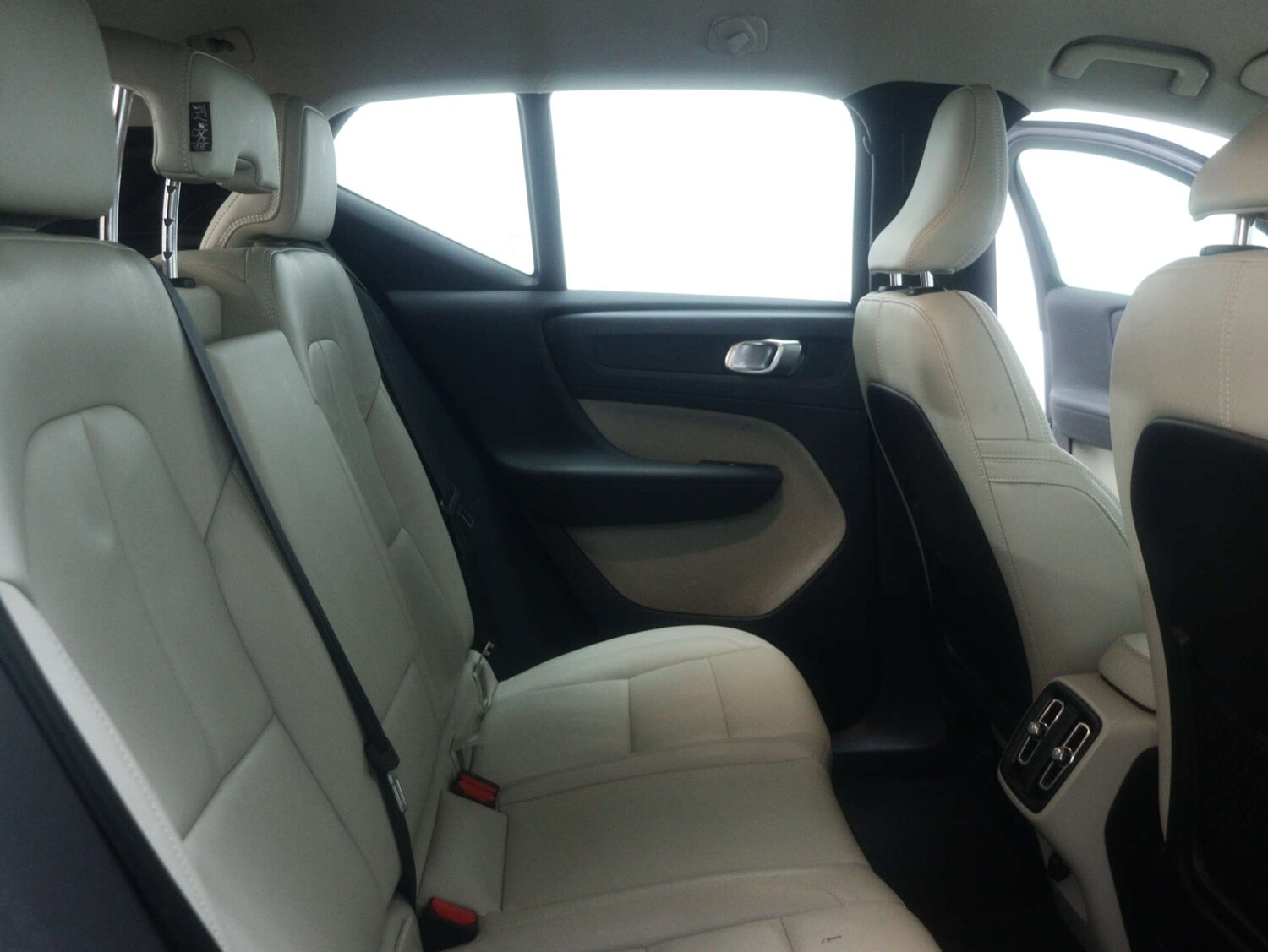 Used Volvo XC40 2020 for sale - 77262771: Photo 53