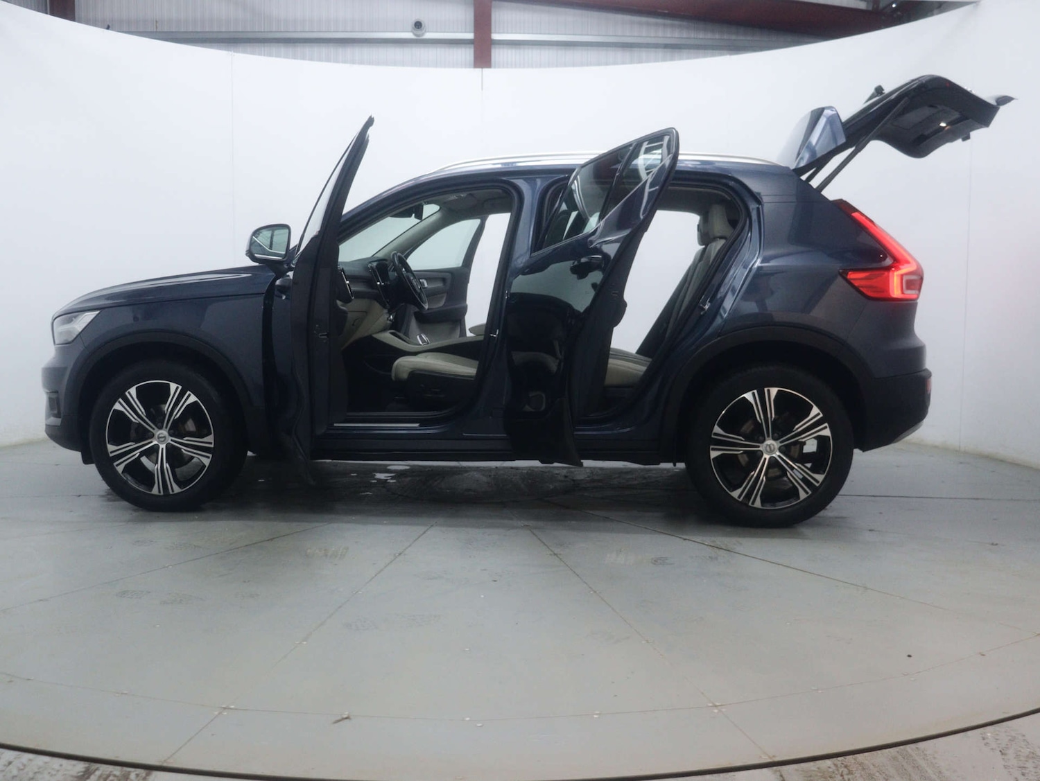 Used Volvo XC40 2020 for sale - 77262771: Photo 58