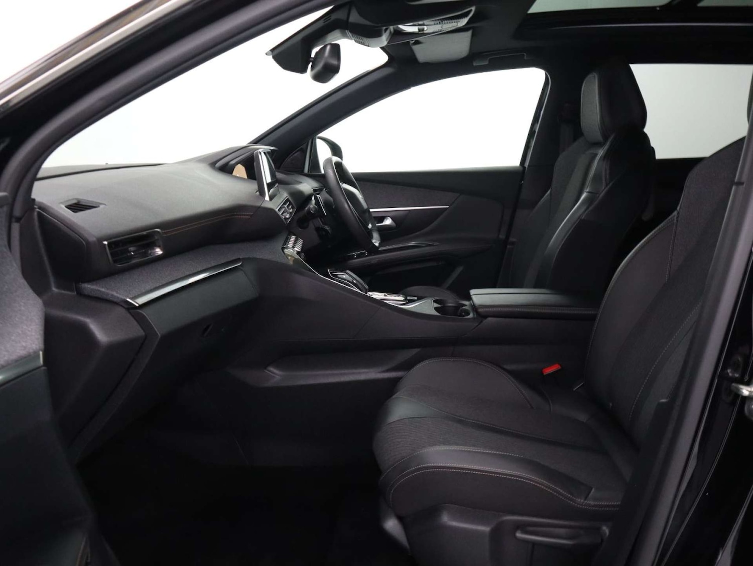 Used Peugeot 3008 2020 for sale - 77818803: Photo 9